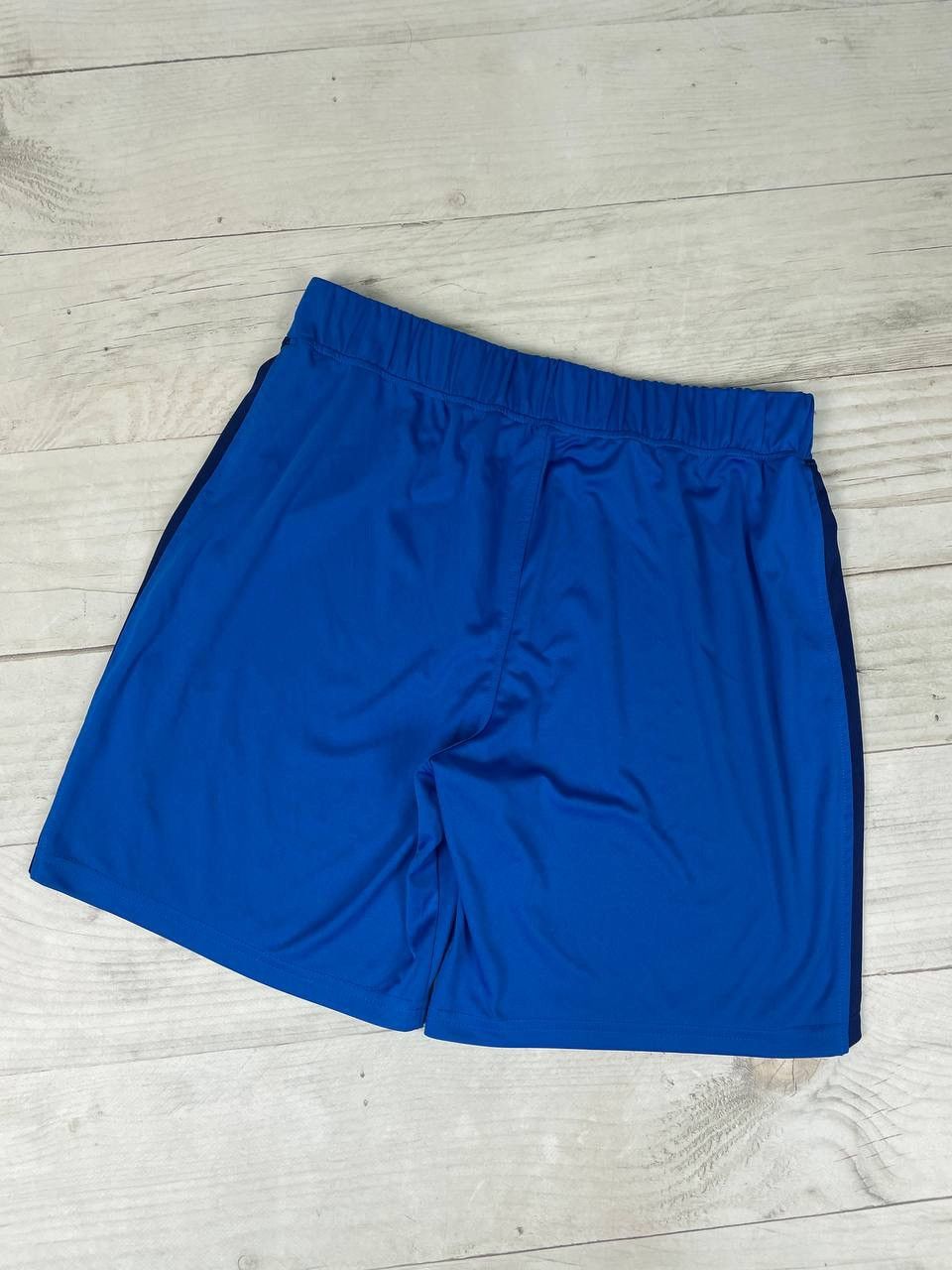 Castore Glasgow Rangers 2022 2023 Training Shirt And Shorts Jersey Size US M / EU 48-50 / 2 - 19 Thumbnail