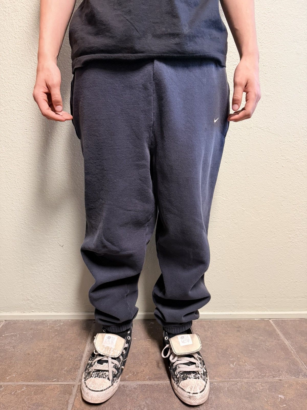 Nike Vintage Nike Sweatpants Size US 30 / EU 46 - 1 Thumbnail