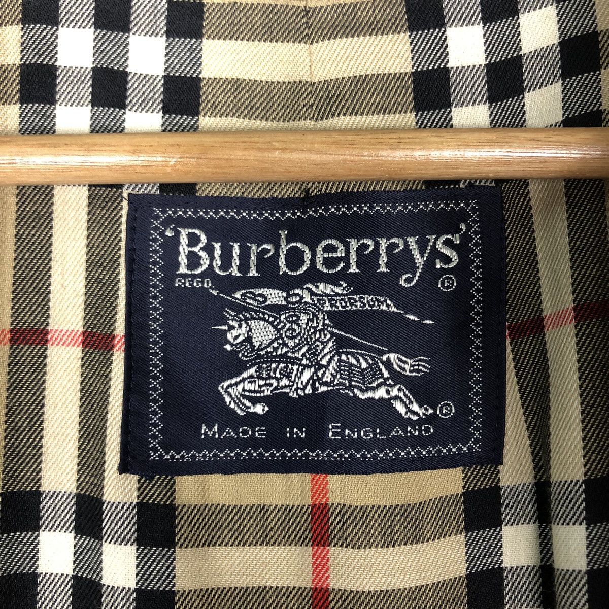 Burberry 🔥Vintage Long Jacket Burberry Made in England Nova Check Size US M / EU 48-50 / 2 - 16 Thumbnail