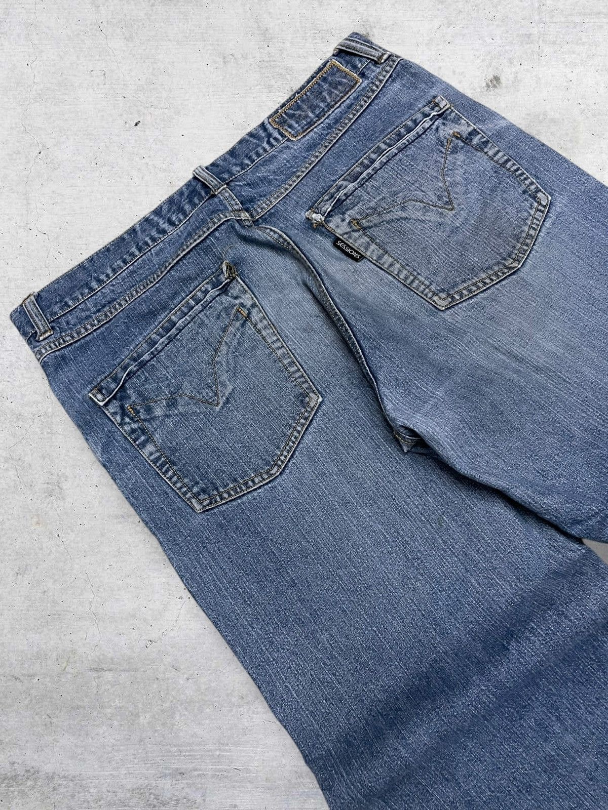 Sessions VINTAGE SESSIONS STREETWEAR DESIGNER US BAGGY DENIM STYLE Size US 34 / EU 50 - 15 Thumbnail
