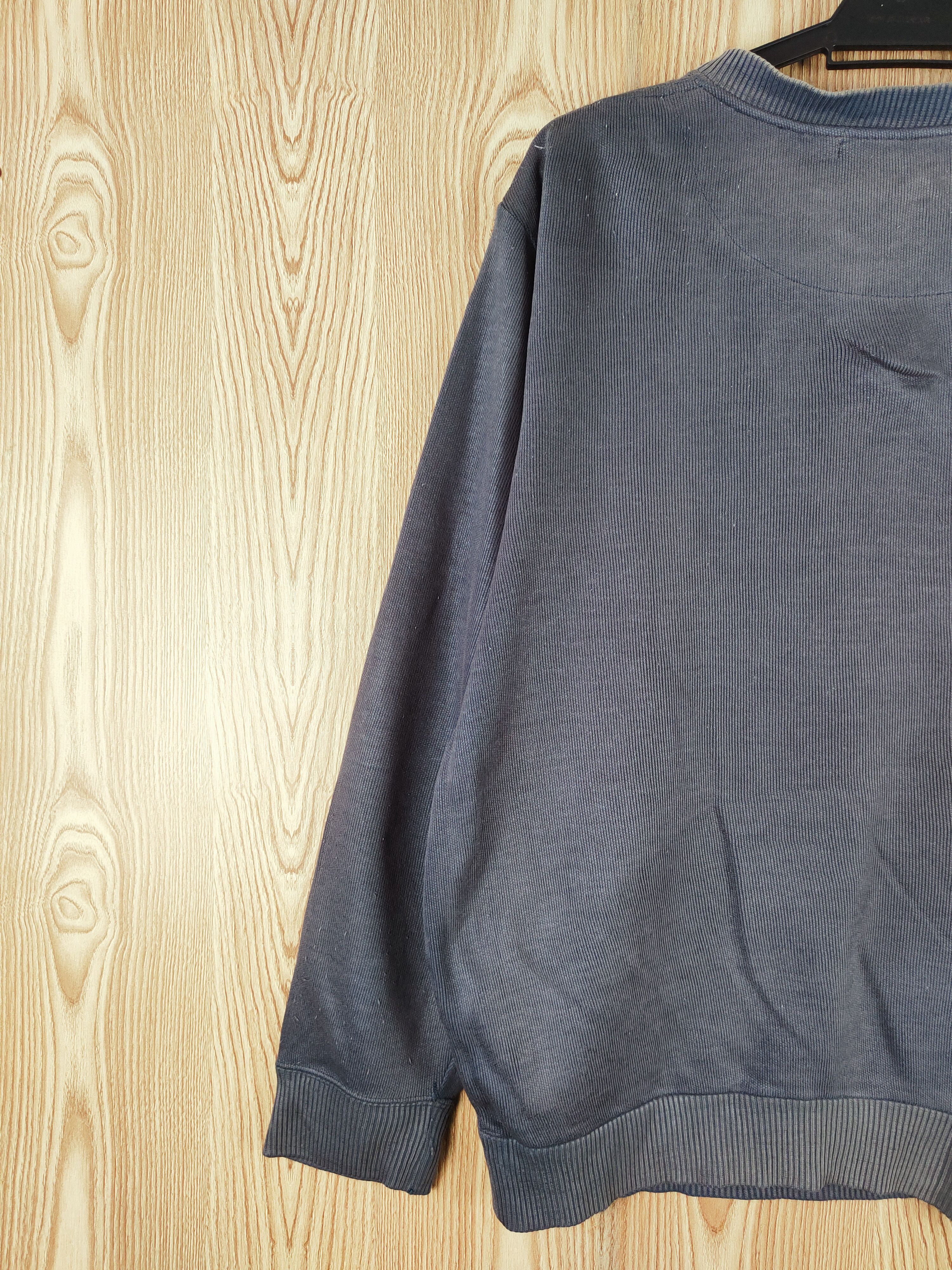 Japanese Brand × Vintage Valentino Chris Dark Blue Faded Sweatshirts Size US L / EU 52-54 / 3 - 10 Thumbnail