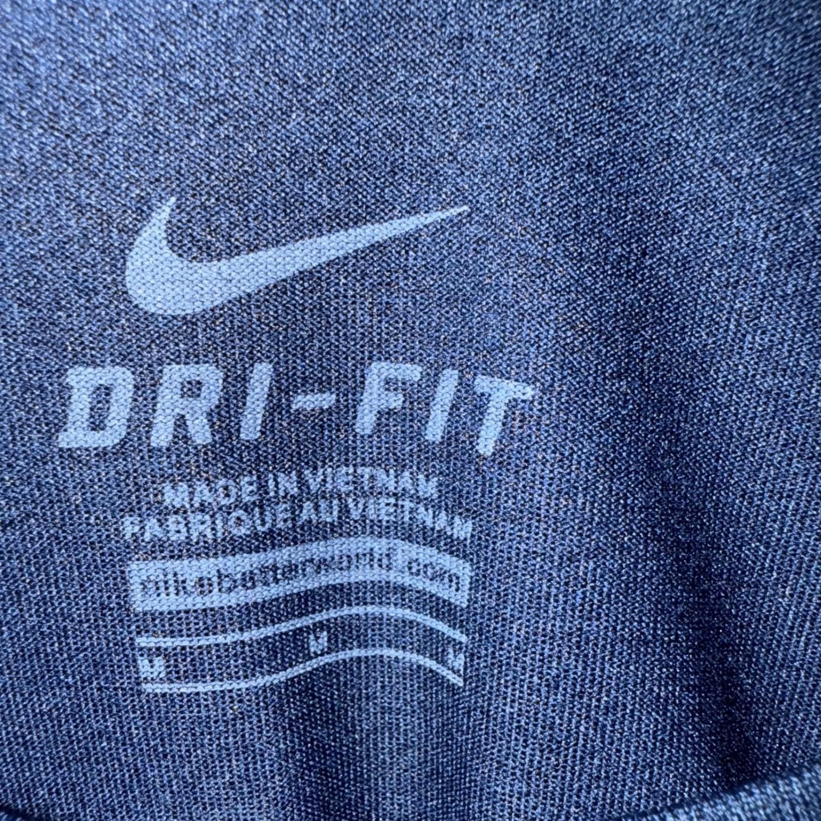 Nike Nike Dri-FIT M Mens Long Sleeve Training Shirt Navy Blue Size US L / EU 52-54 / 3 - 6 Thumbnail
