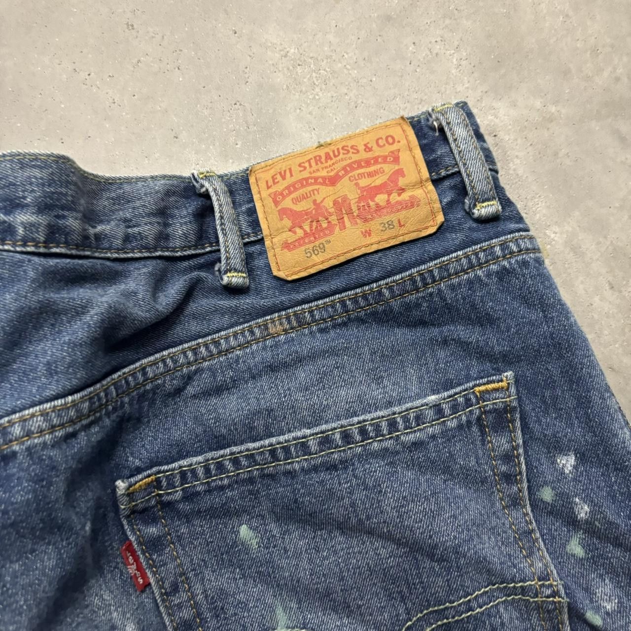 Levi's × Vintage Crazy Vintage Y2K/2000s Baggy Levis 569 Distressed Skater Jean Shorts Jorts! Size US 38 / EU 54 - 6 Thumbnail