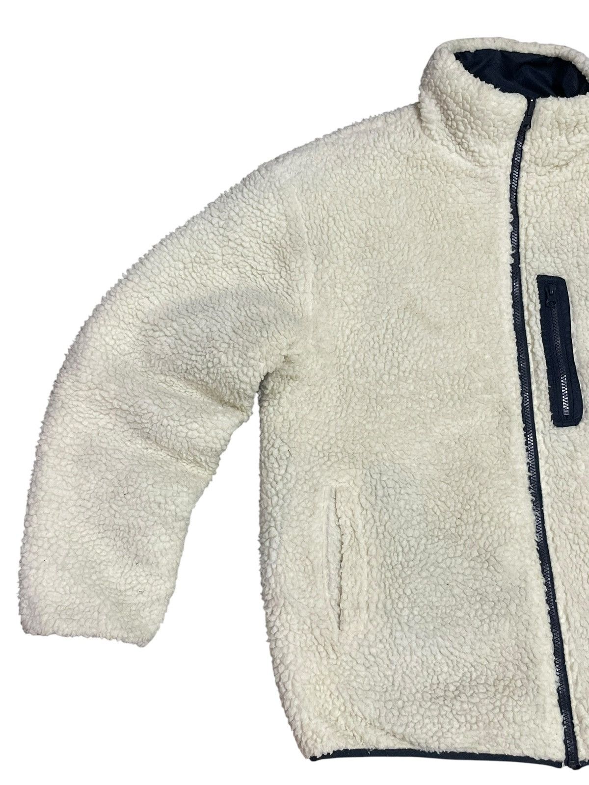 Kangol Vintage Y2K Kangol Fluffy Sherpa Reversible Gorpcore Jacket Size US L / EU 52-54 / 3 - 6 Thumbnail