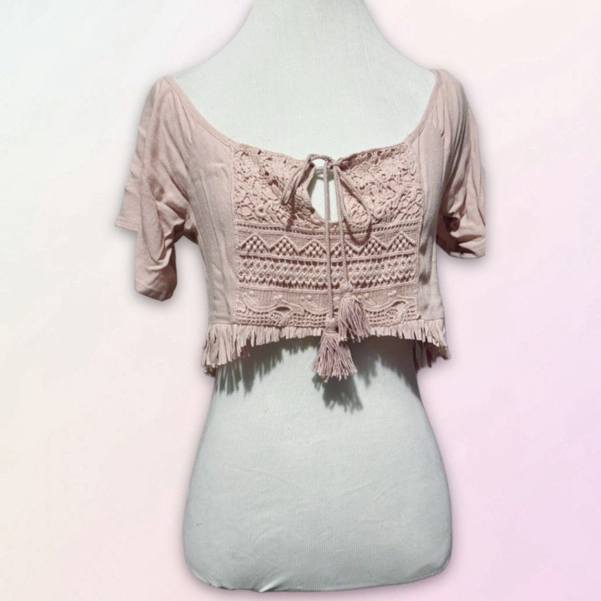 Vintage Vintage, Rose Blush, Peasant Style, Fringed Hem, Crop Top Size ONE SIZE - 18 Thumbnail