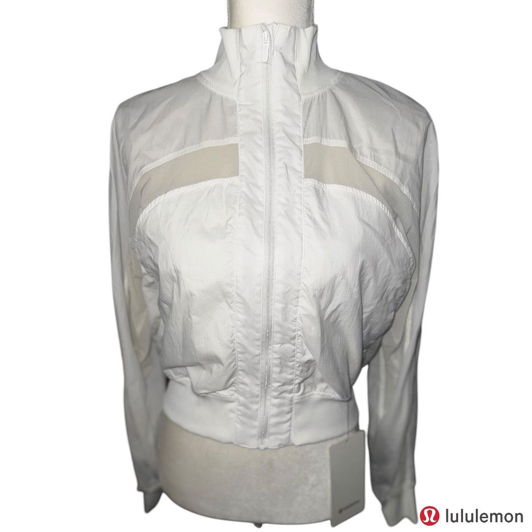 Lululemon NWT- Lululemon Serve It Full Zip Mesh Windbreaker Jacket Size M / US 6-8 / IT 42-44 - 6 Thumbnail