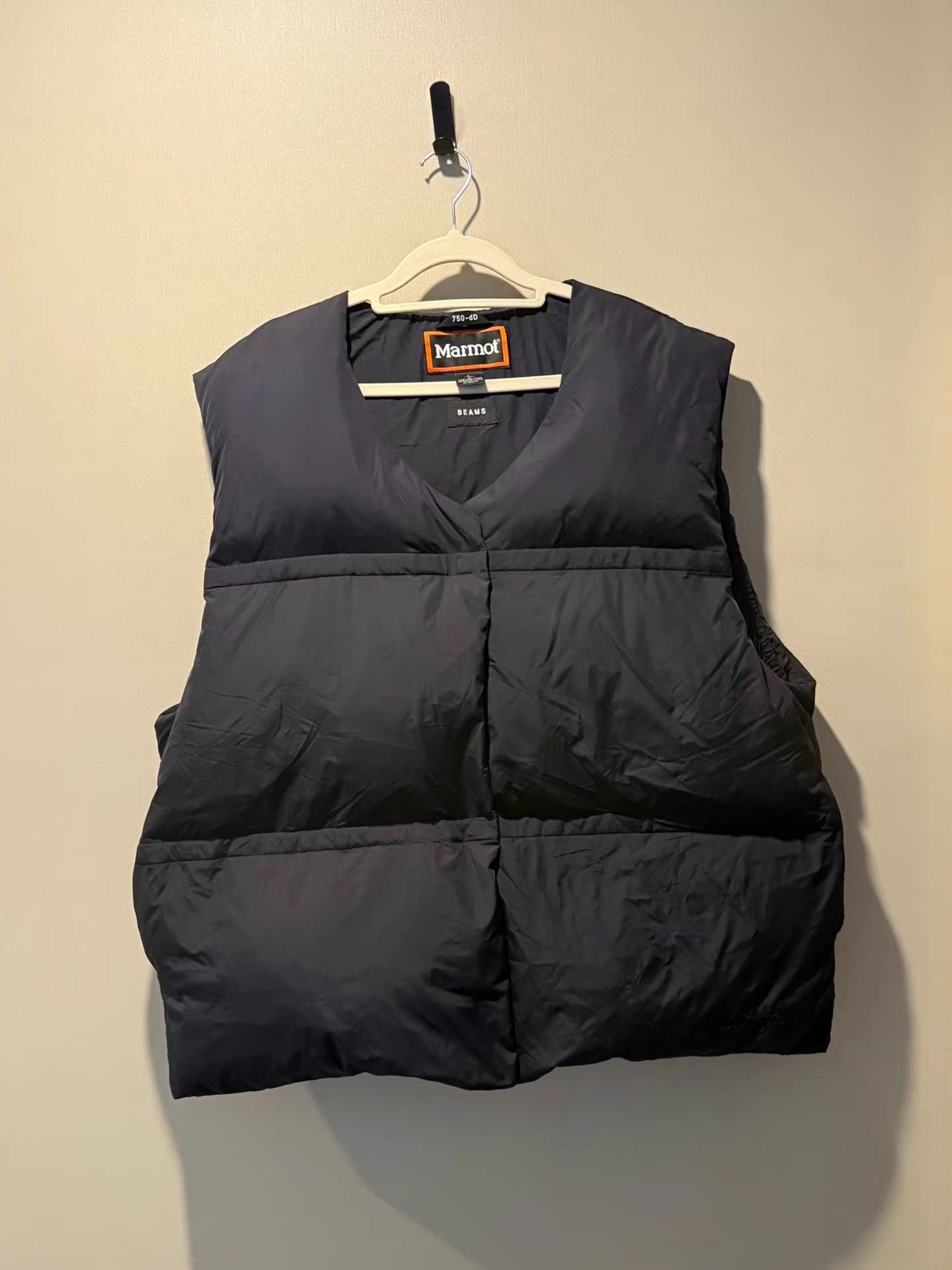 Beams Plus Beams x Marmot Japan Exclusive Down Vest, Ｑ20 Size US L / EU 52-54 / 3 - 1 Thumbnail