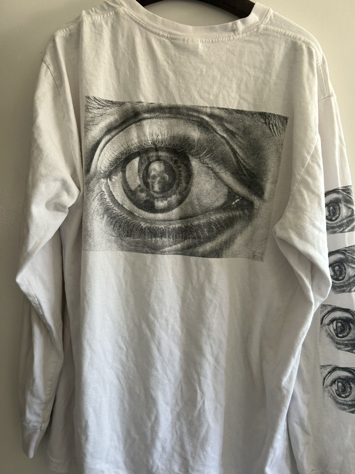 Supreme SUPREME MC ESCHER EYE LONG SLEEVE SS17 Size US L / EU 52-54 / 3 - 2 Thumbnail