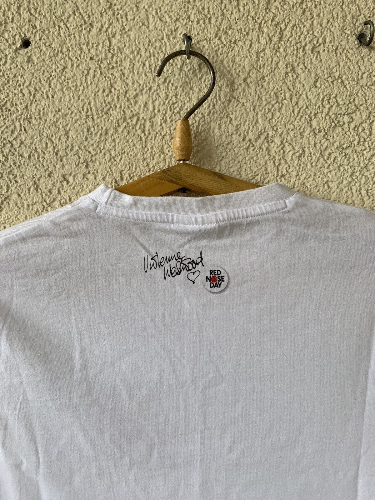 Japanese Brand Vivienne Westwood comic relief streetwear T shirt Size US XS / EU 42 / 0 - 6 Thumbnail