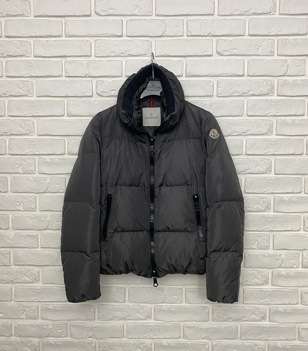 Moncler grailed 2024