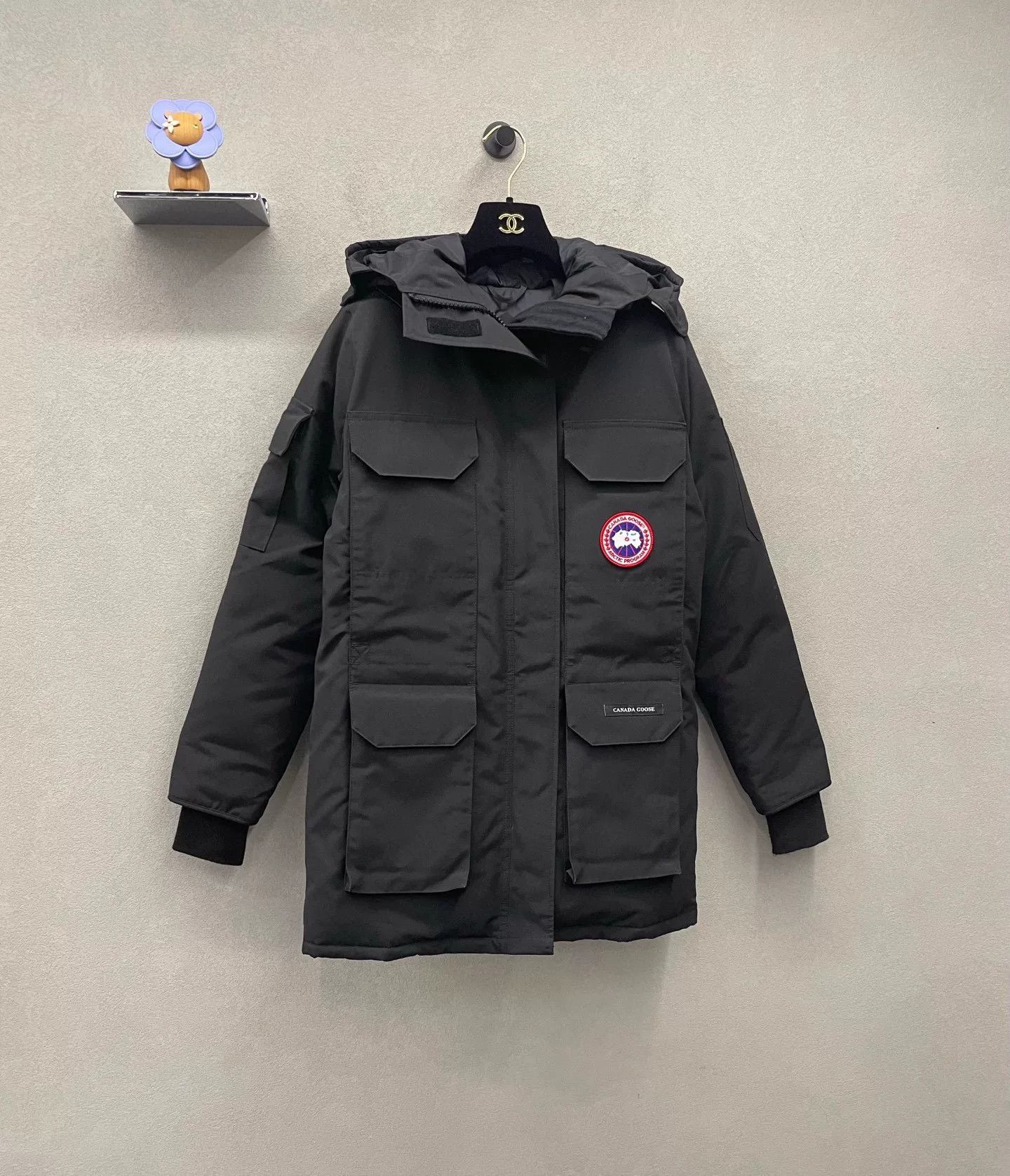 Canada Goose Canada Goose Expedition Hooded Down Jacket Size M / US 6-8 / IT 42-44 - 1 Thumbnail