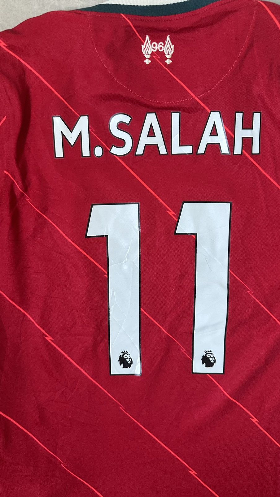 Nike NIKE LIVERPOOL FC MO SALAH JERSEY Size US S / EU 44-46 / 1 - 11 Thumbnail