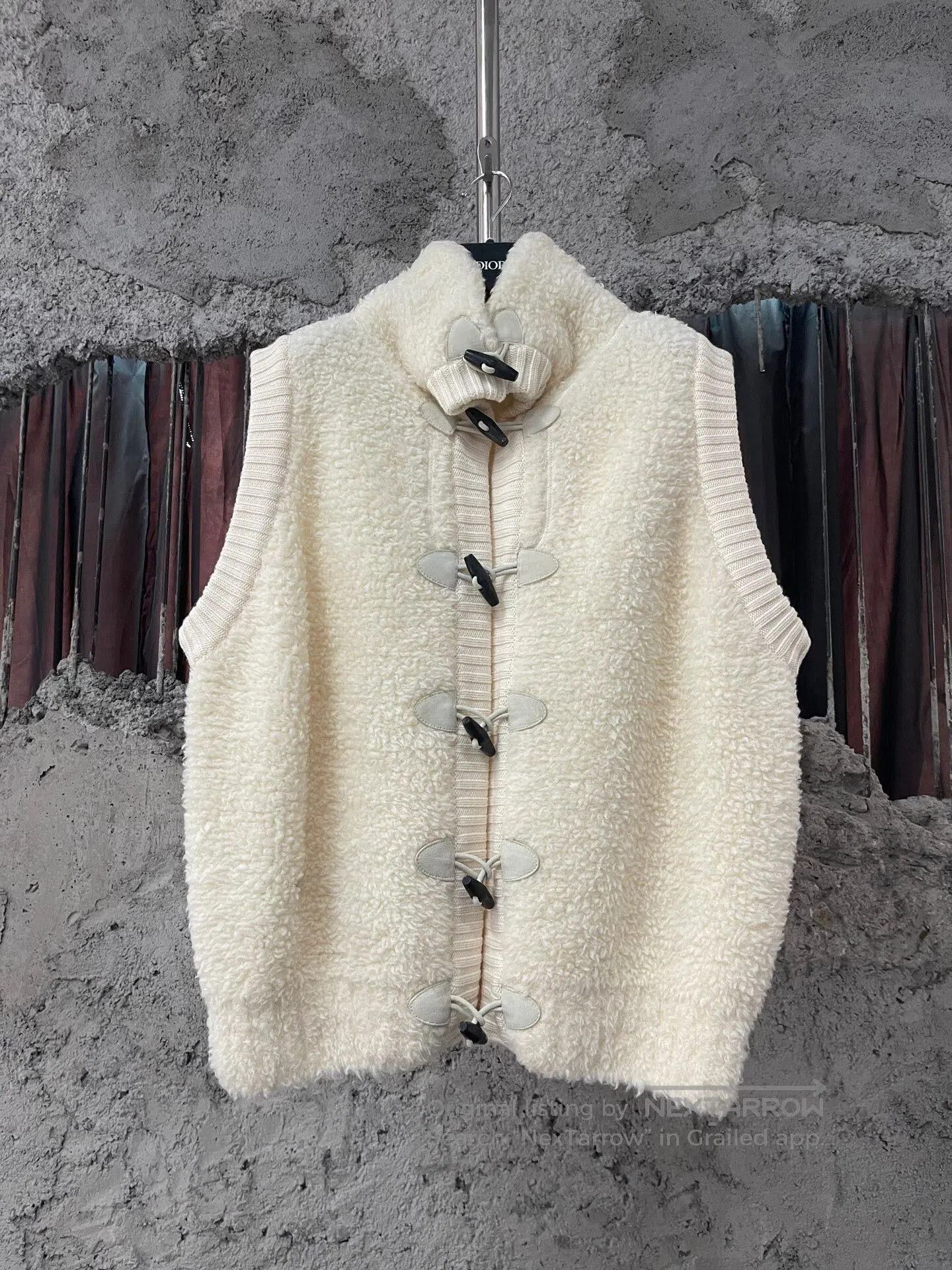 Dior dior cream lamb wool vest jacket. Size S / US 4 / IT 40 - 1 Thumbnail