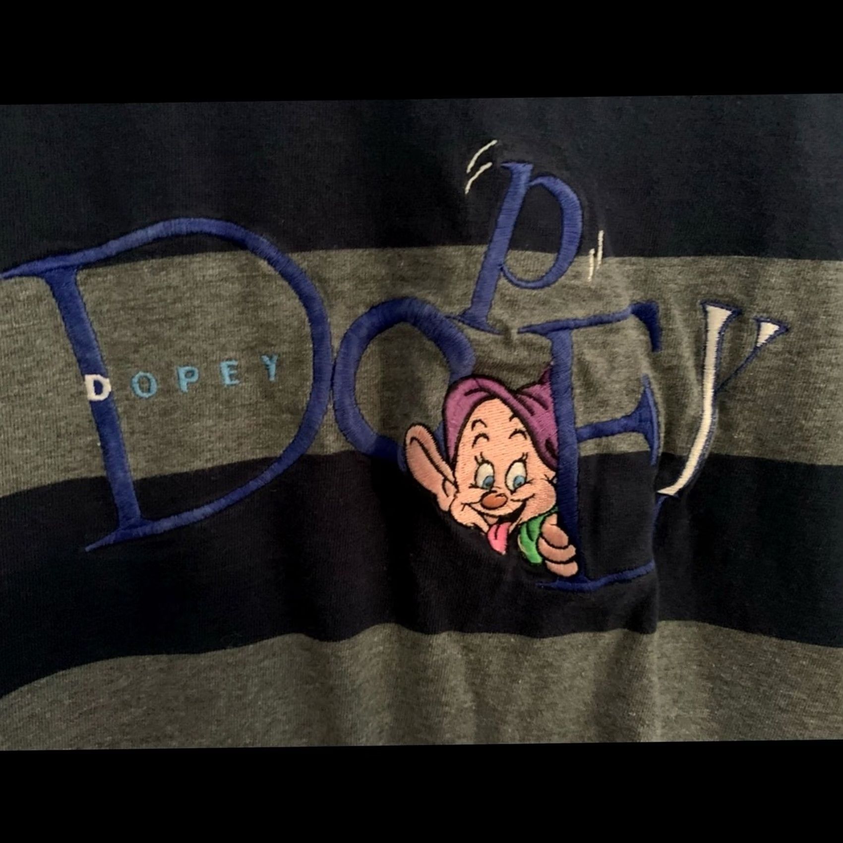 Disney VINTAGE DISNEY SHIRT DOPEY DOPE EMBROIDERED QUALITY MENS XL Blue Size US XL / EU 56 / 4 - 2 Thumbnail