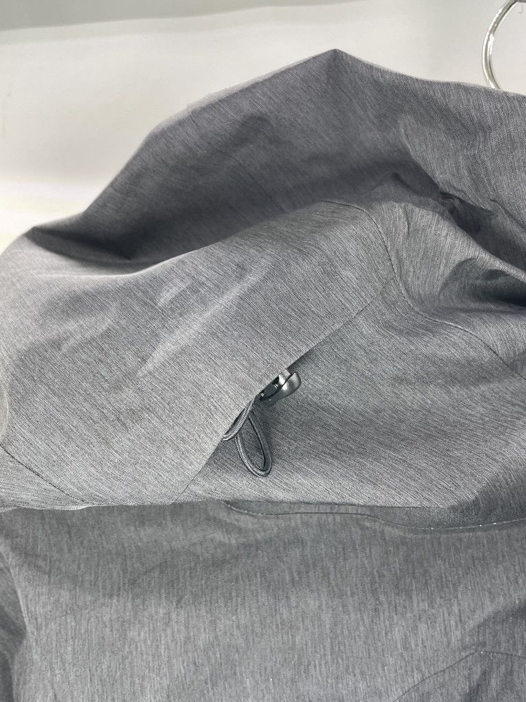 Arc'teryx ARCTERYX Codetta Cinch Long Gore Tex Jacket Coat Size S / US 4 / IT 40 - 12 Thumbnail