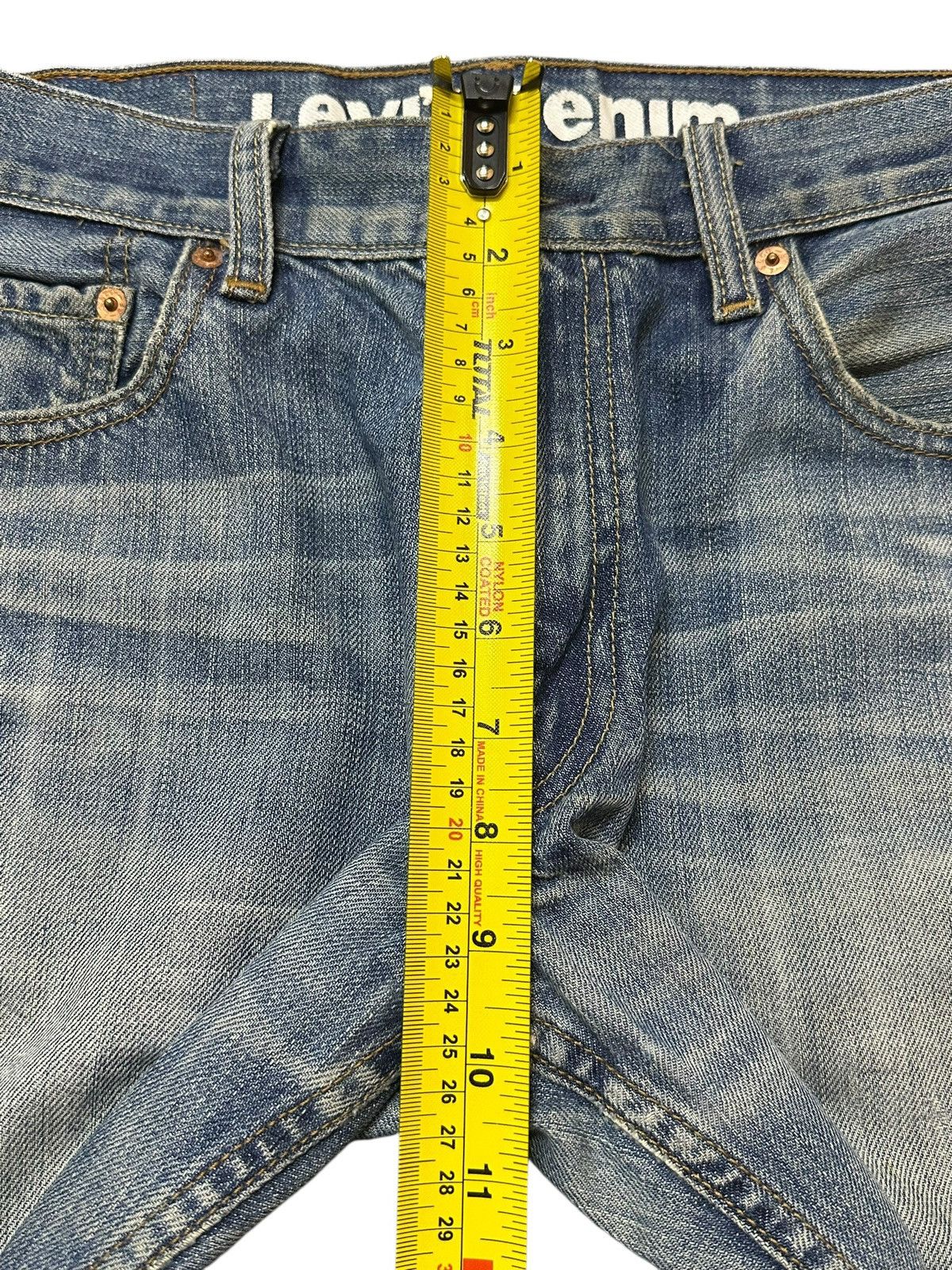 Levi's Vintage Levis 502 Regular Straight Faded Wash Distress Jeans Size US 31 - 15 Thumbnail