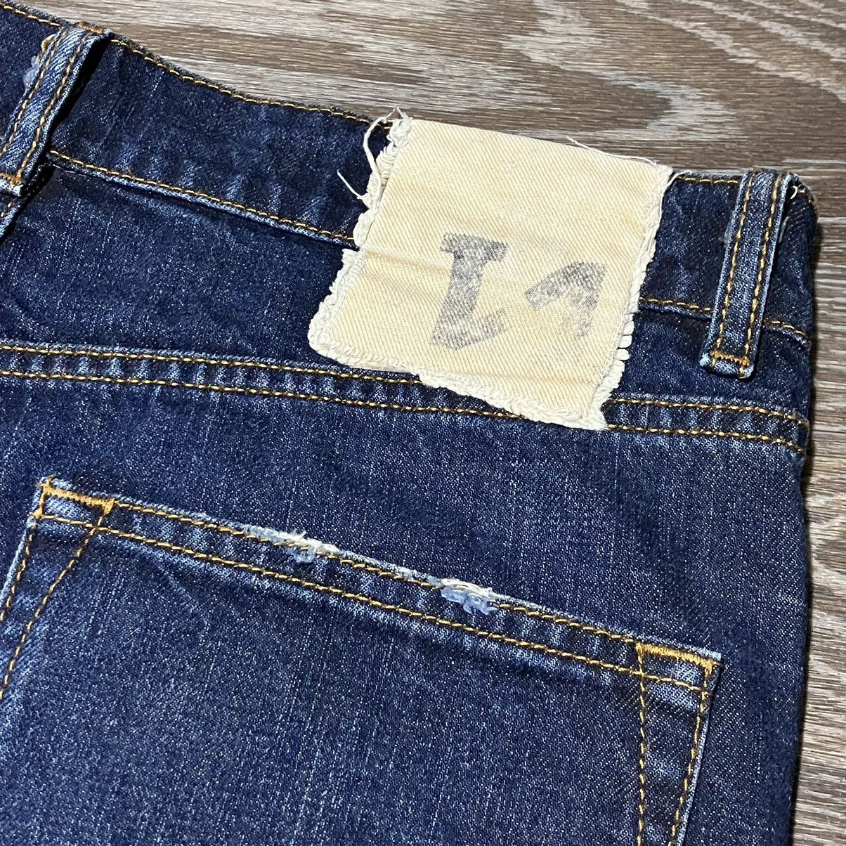 November NOVEMBER Tomorrow Distressed Denim Washed Dark Blue Jeans Size US 31 - 14 Thumbnail