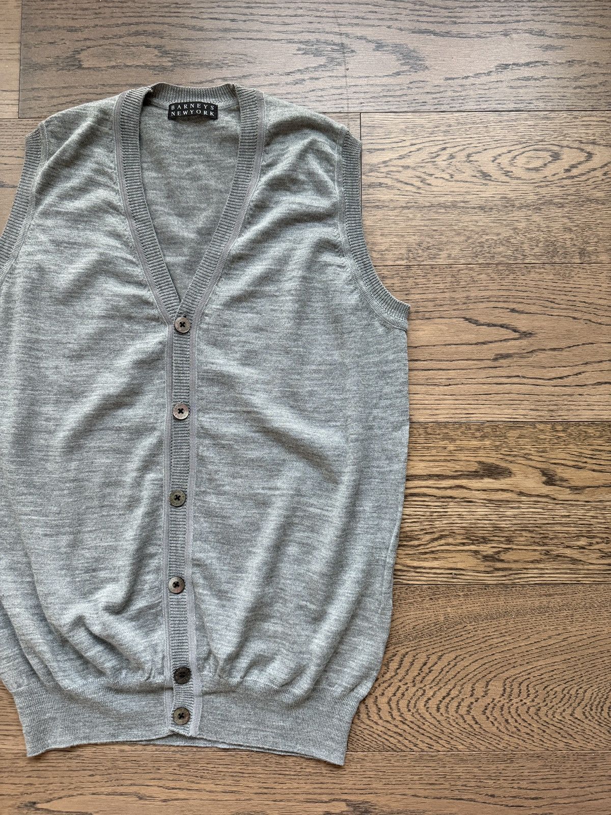 Barneys New York Barneys New York Japan Version Wool Fine Knit Mens Grey Vest Size US S / EU 44-46 / 1 - 17 Thumbnail