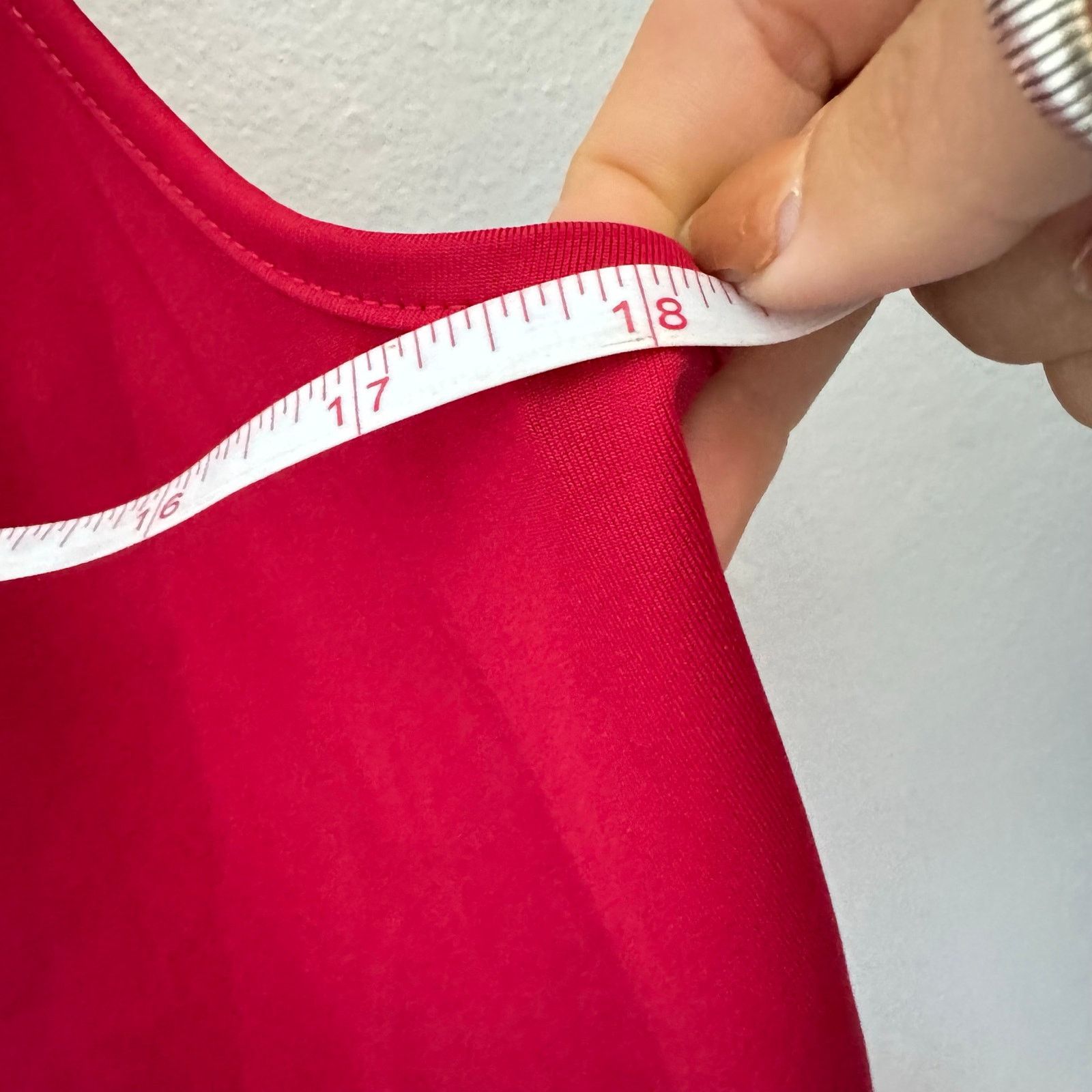 Vintage NEW VINTAGE Red Strappy Cutout Front $68 Tank Top Blouse M Size M / US 6-8 / IT 42-44 - 9 Thumbnail