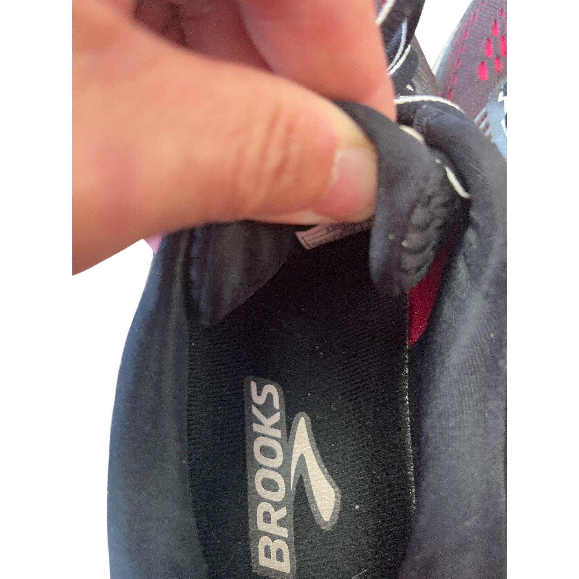 Brooks Brooks Ghost 10 womans red black running sneakers shoes sz 9 Size US 9.5 / IT 39.5 - 8 Thumbnail