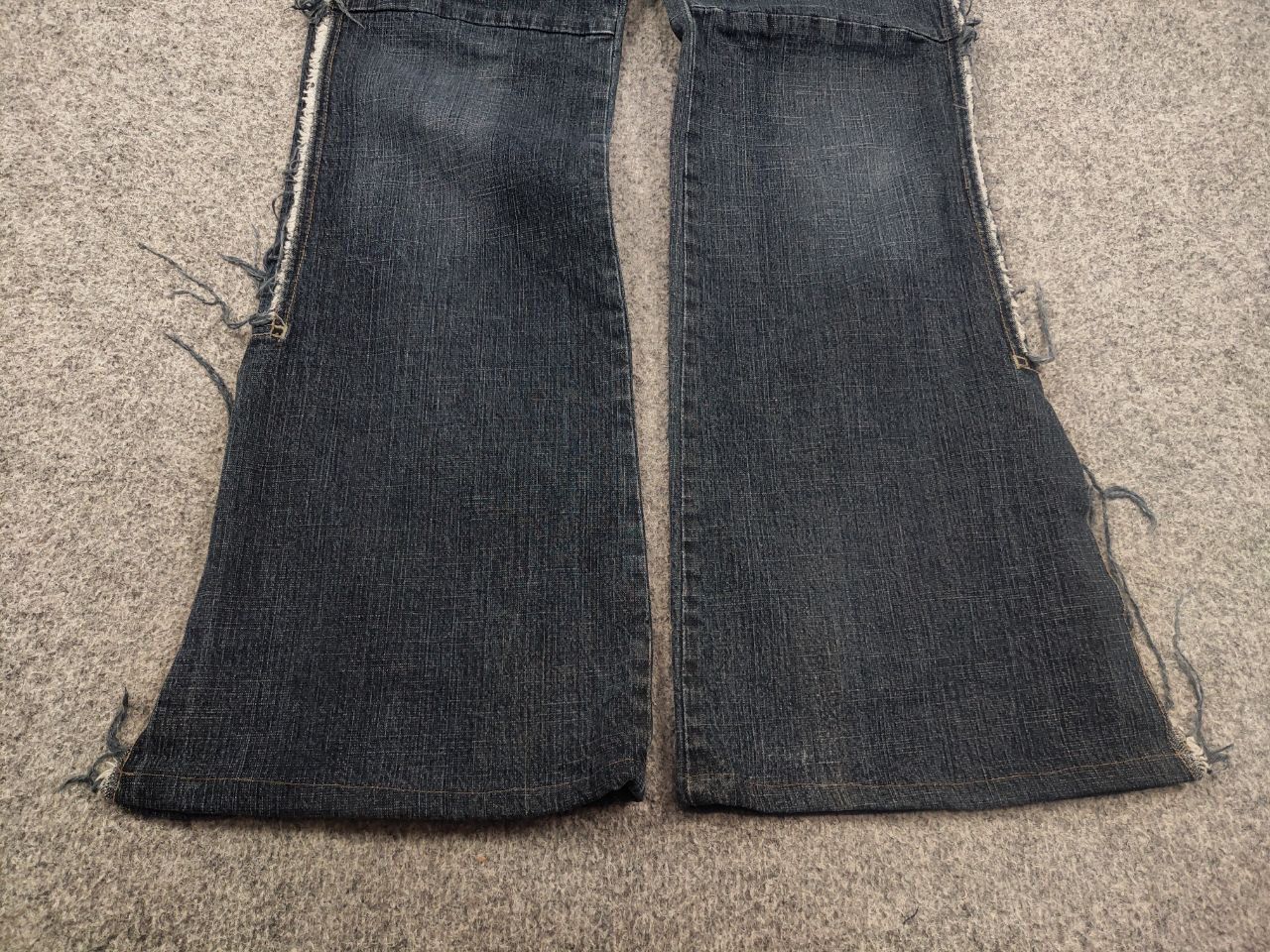 Diesel Rare Vintage Diesel Distressed Denim Flared Jeans Y2k Style Size 32" / US 10 / IT 46 - 8 Thumbnail