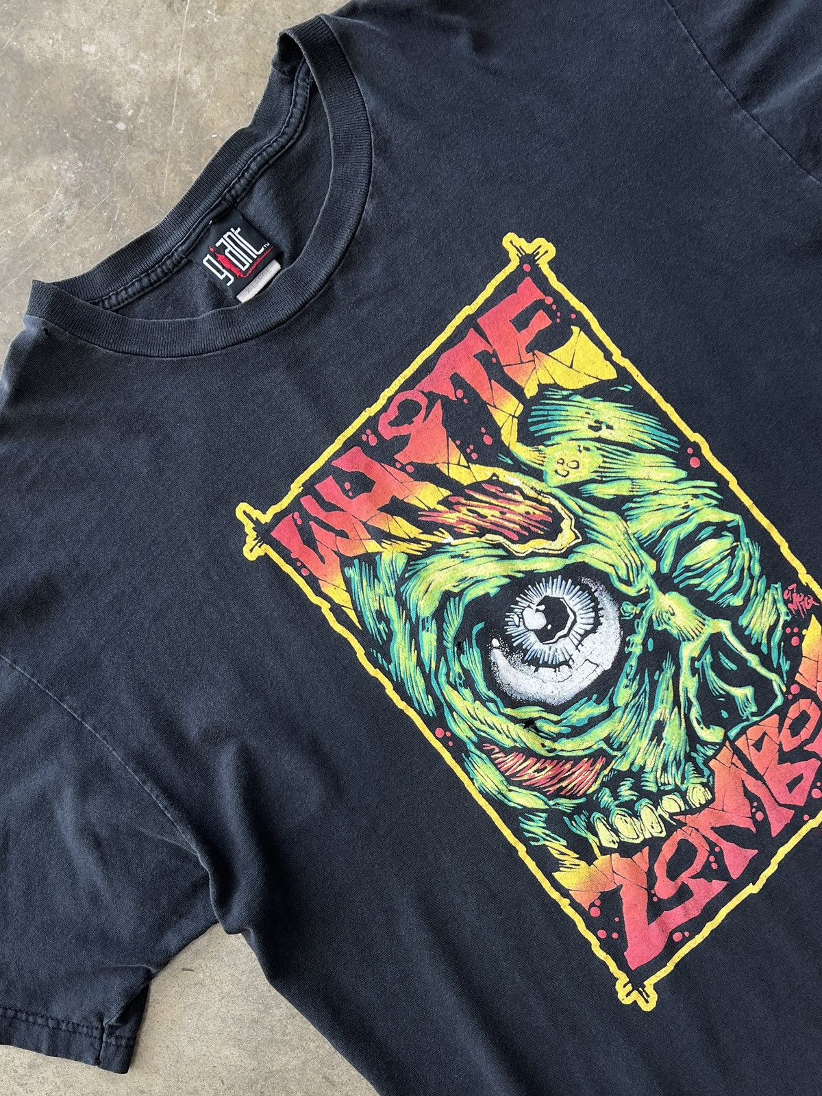 Band Tees × Vintage Vintage 1997 White Zombie Handprint Tee Giant Tag XL Size US XL / EU 56 / 4 - 1 Thumbnail