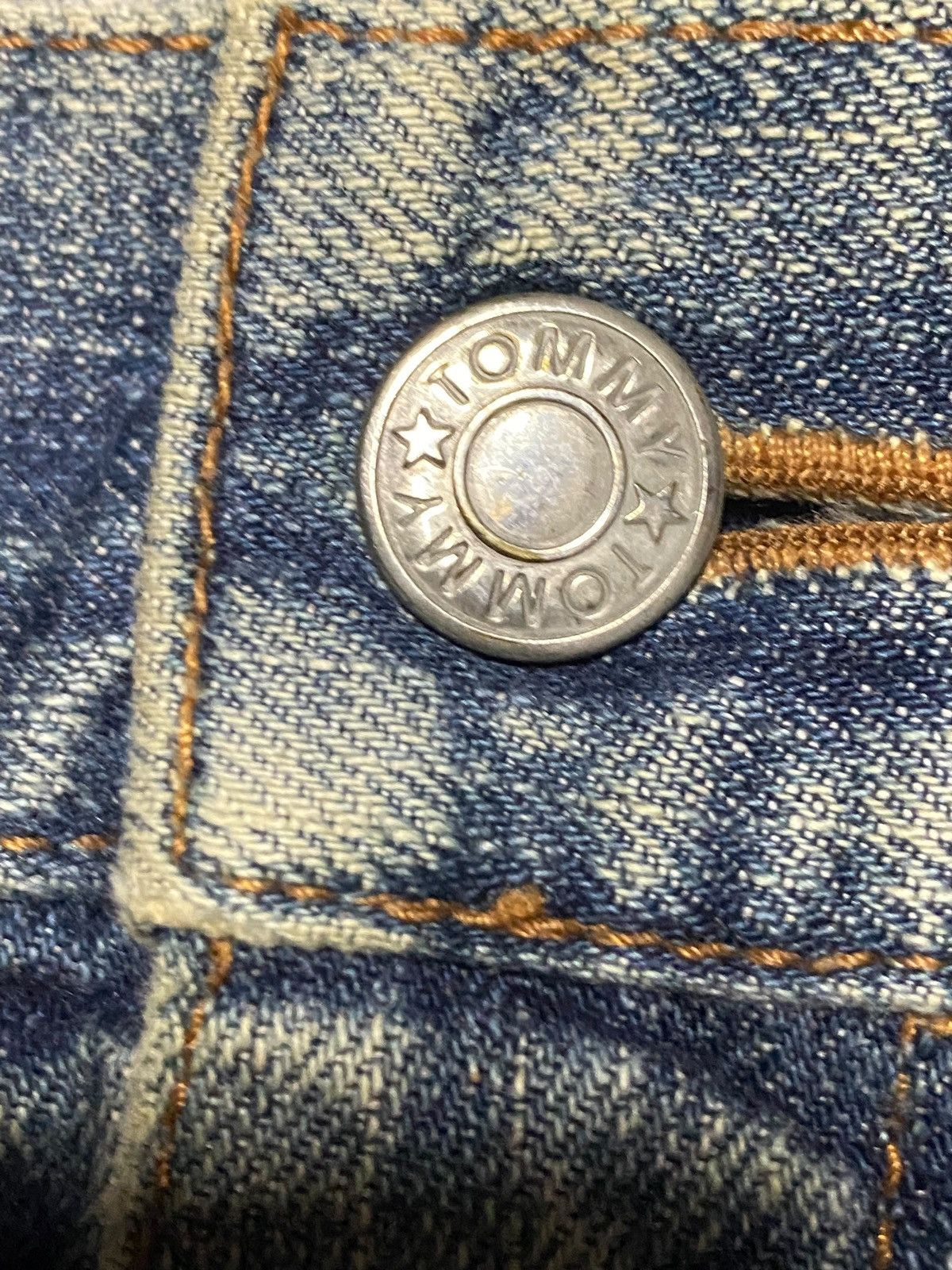 Tommy Hilfiger Vintage Tommy Hilfiger Denim Tears Distressed Loose Jeans Size US 36 / EU 52 - 8 Thumbnail