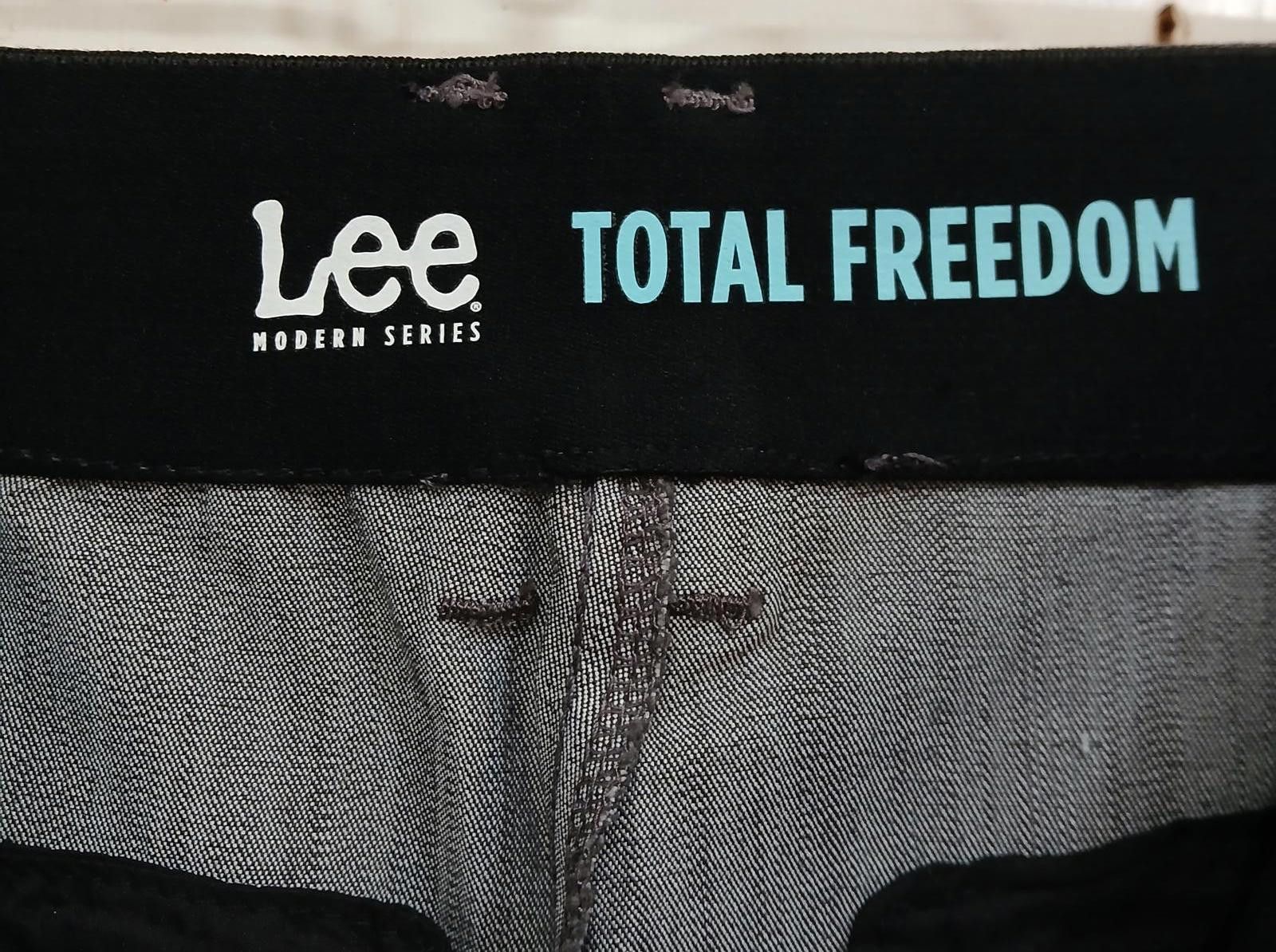 Lee Lee Total Freedom Twill Pants Women's NWT Size 10 Size 32" / US 10 / IT 46 - 5 Thumbnail