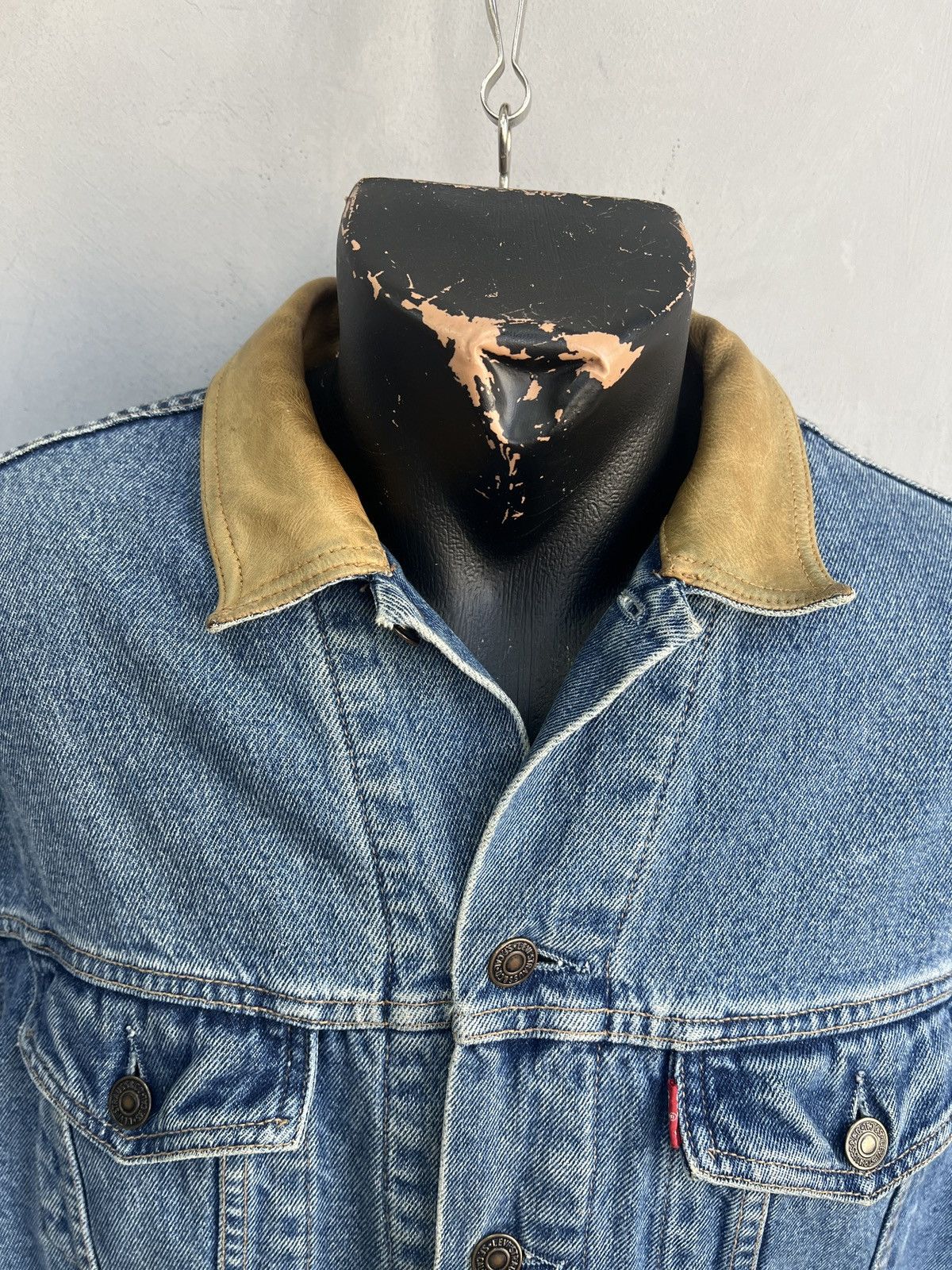 Levi's Vintage 90s Levis trucker jacket leather collar retro Size US M / EU 48-50 / 2 - 3 Thumbnail