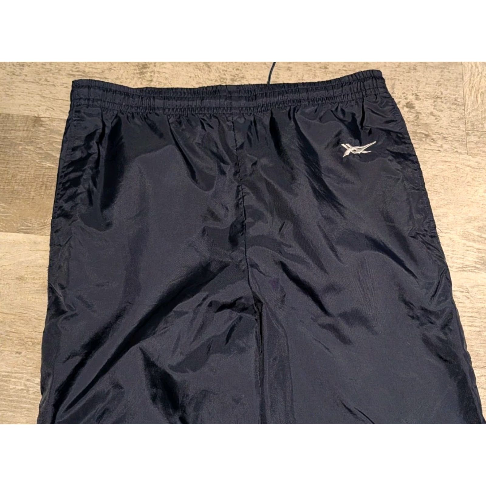 Asics VINTAGE ASICS Track Pants Windbreaker Navy 80s 90s Packable Zip Leg S Mens Size US 29 - 3 Thumbnail