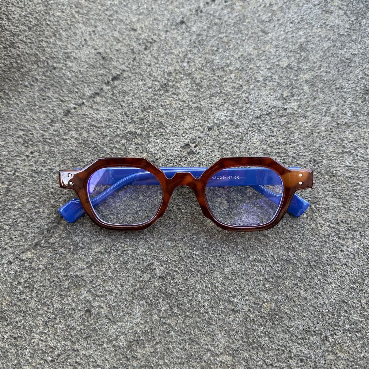 Other GLASSES FRAME BRAND NEW CLASSIC RETRO VINTAGE SZHM2002-04 Size ONE SIZE - 1 Thumbnail
