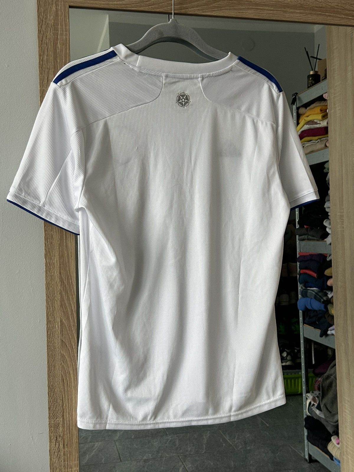 Adidas Leeds United 2020 home football shirt jersey camiseta Adidas Size US S / EU 44-46 / 1 - 6 Thumbnail