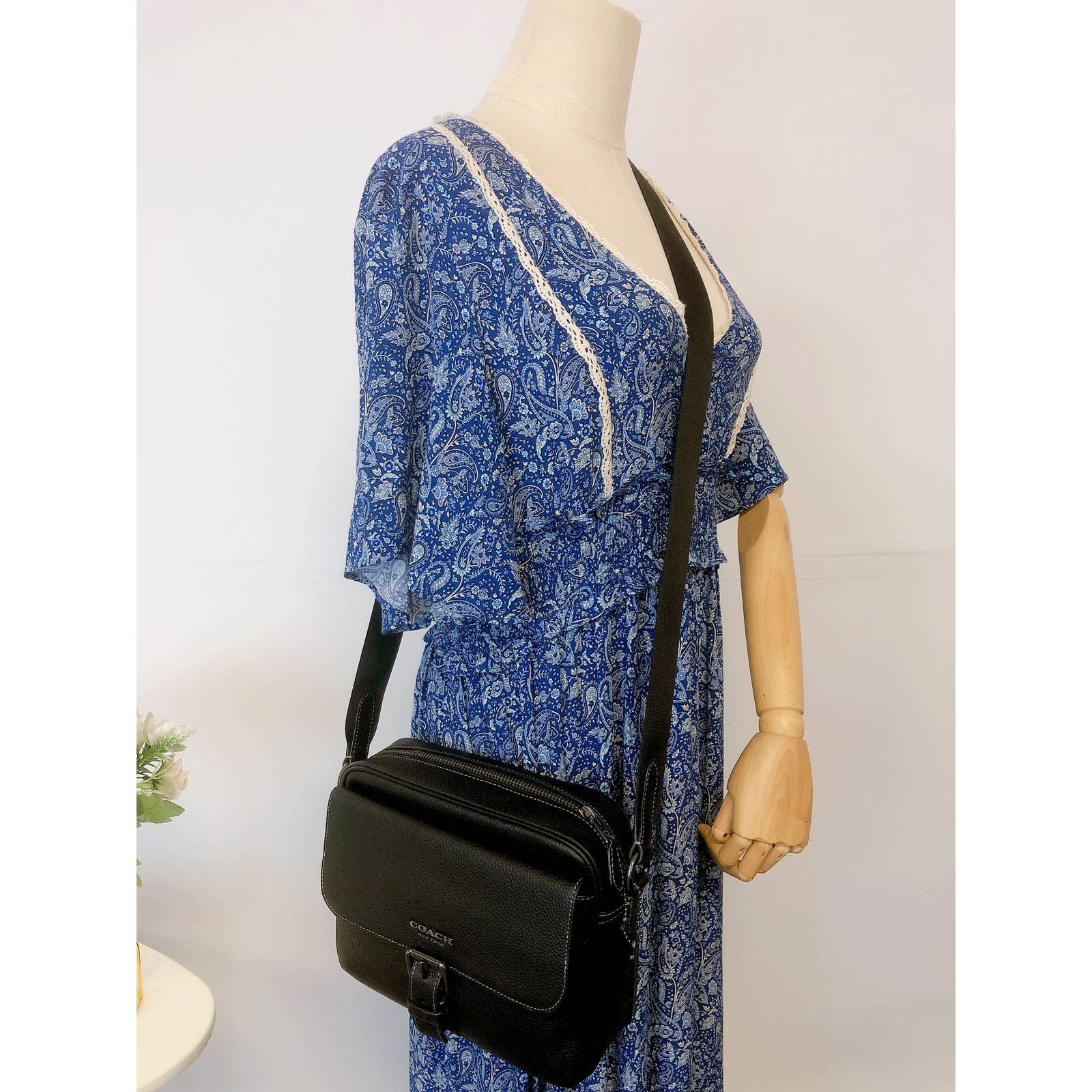 image of Coach C5399 Hudson Crossbody In Black, Women's