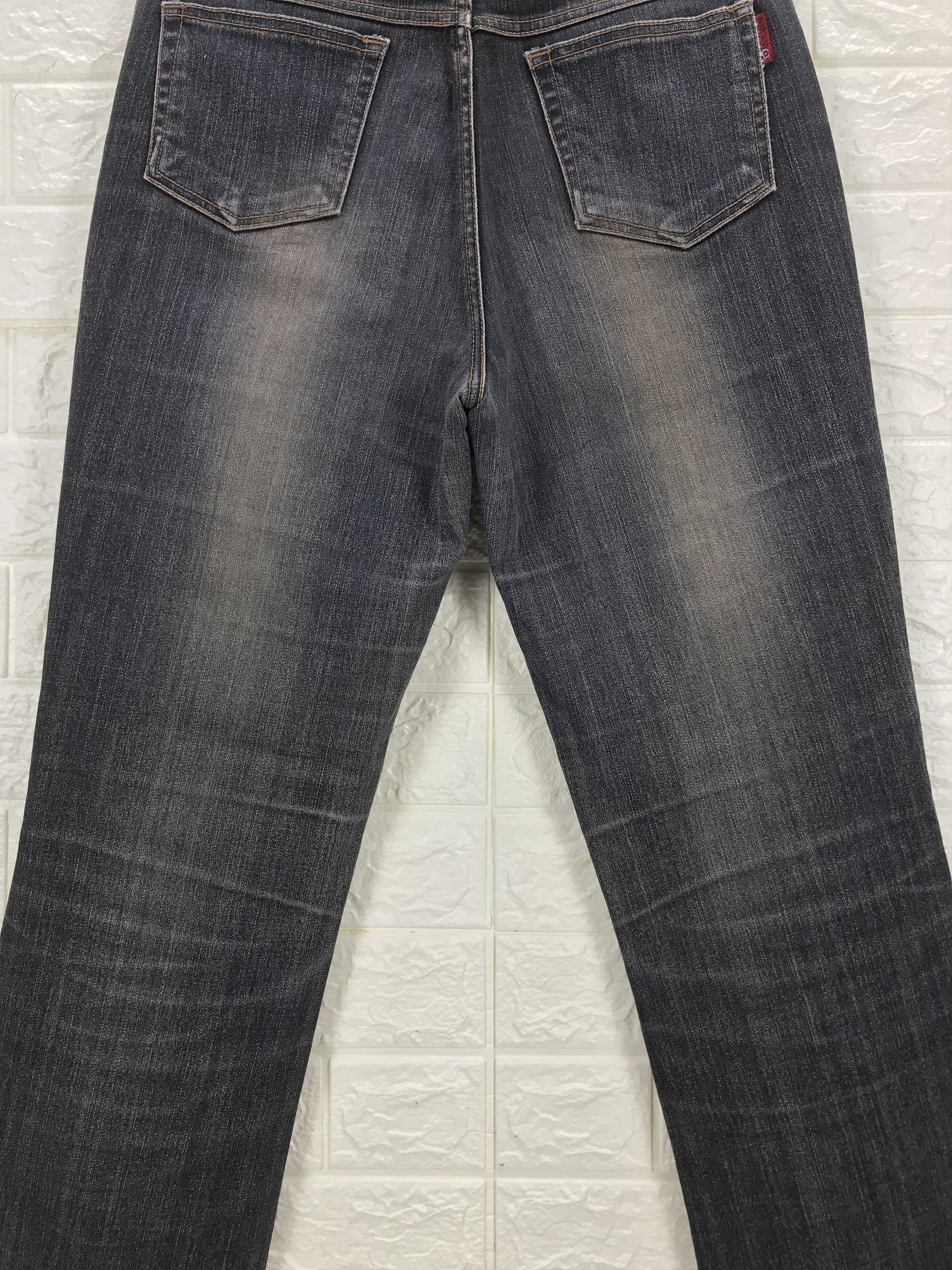 Japanese Brand Vintage Japanese Embroidered Art Bell Bottom Flare Jeans Size 29" - 7 Thumbnail
