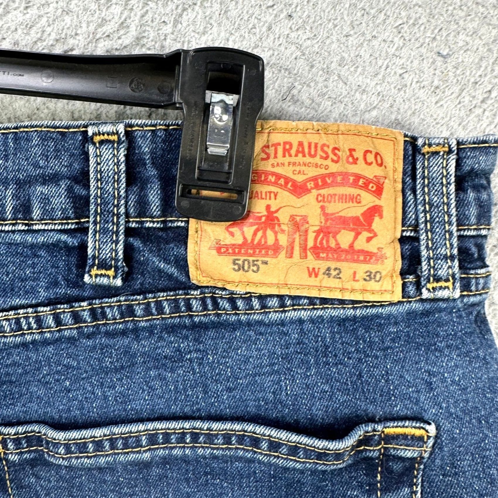 Levi's Levi's 505 Jeans Straight Leg Mens 42X30 Blue Distressed Stretch Denim Red Tab Size US 42 / EU 58 - 3 Thumbnail