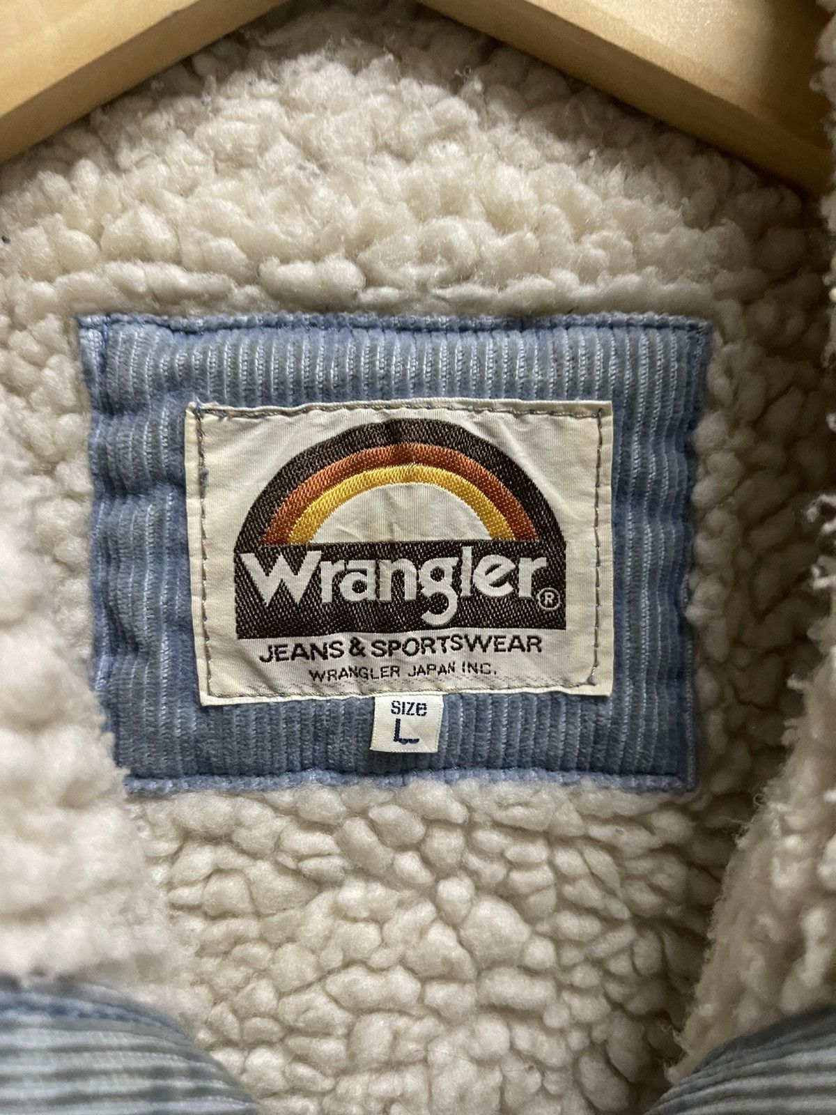 Wrangler VINTAGE WRANGLER CORDUROY JACKET SHERPA LINING Size US L / EU 52-54 / 3 - 4 Thumbnail