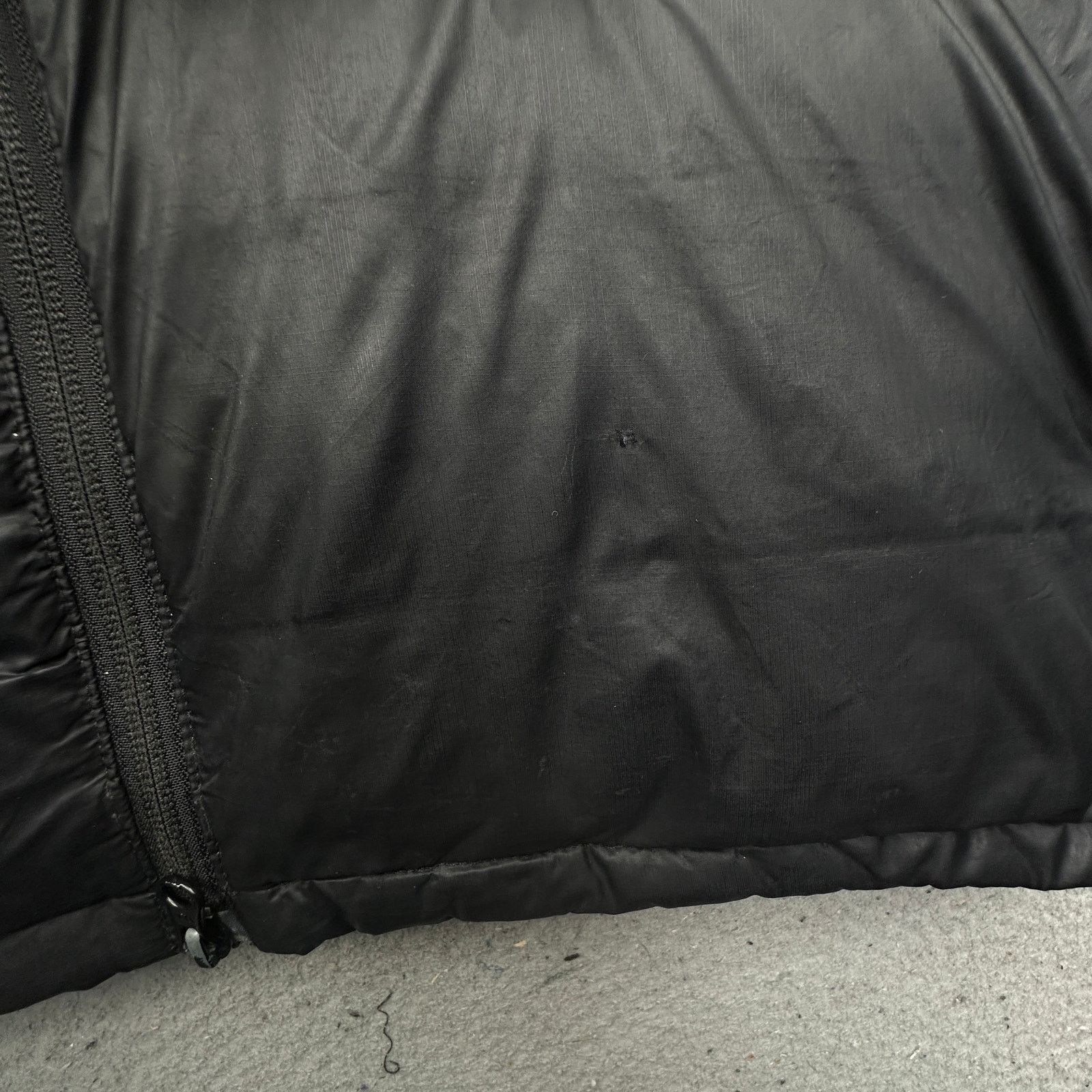 Canada Goose Canada Goose Lodge Jacket 5056M Black Mens Small PATCHED Size US S / EU 44-46 / 1 - 10 Thumbnail