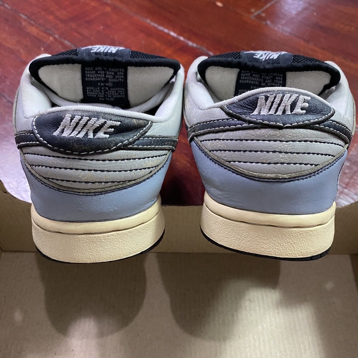 Nike SB Dunk Low Lunar Eclipse East 2005 Size US 8 / EU 41 - 11 Thumbnail