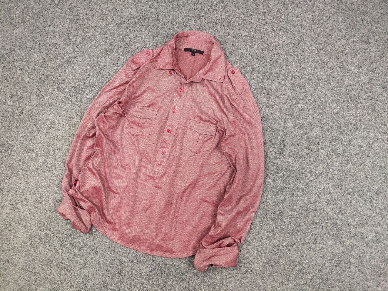 Gucci Vintage '08 Gucci glossy red 1/4 button Long sleeve Shirt Size M / US 6-8 / IT 42-44 - 4 Thumbnail