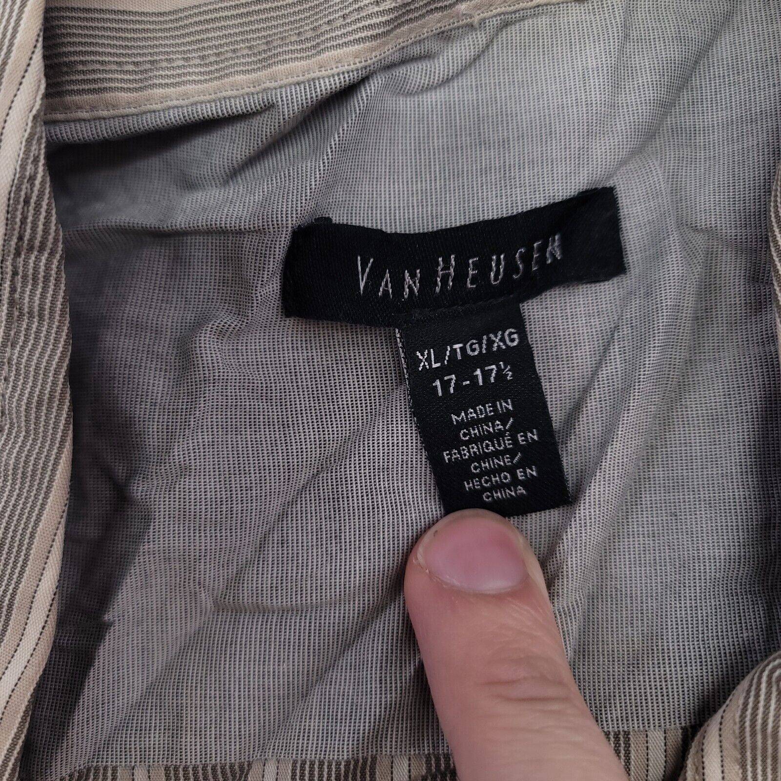Van Heusen Van Heusen Casual Button Up Shirt Adult Mens Size XL Brown Size US XL / EU 56 / 4 - 3 Thumbnail