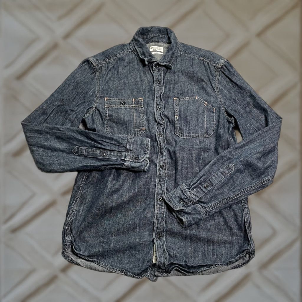 Allsaints VINTAGE none? (No) AllSaints Shirt Mens S Blue Long Sleeve Chambray Button-Up Shirt Size US S / EU 44-46 / 1 - 1 Thumbnail
