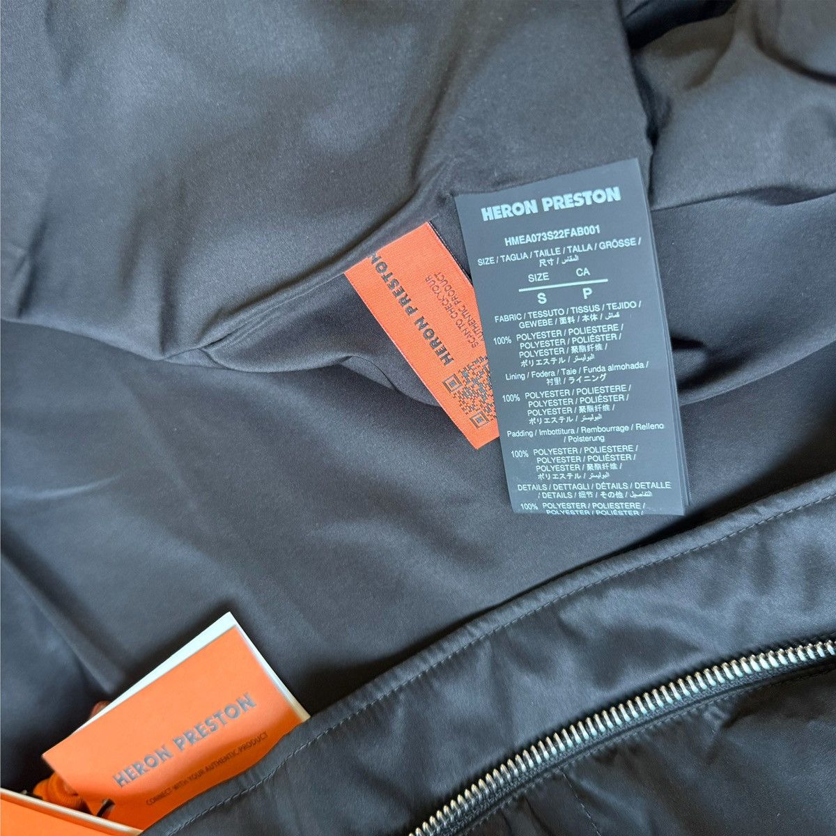Heron Preston Heron Preston Logo Nylon Padded Vest Size US S / EU 44-46 / 1 - 10 Thumbnail