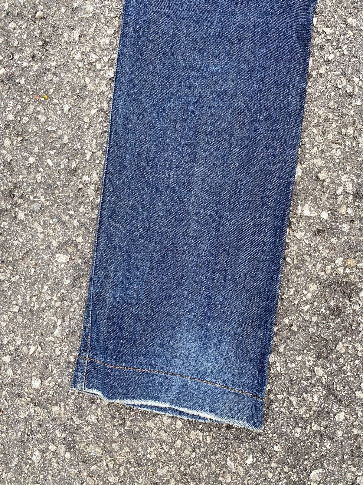 Dolce & Gabbana 2000s Dolce & Gabbana Italy Distressed Denim Size US 33 - 11 Thumbnail