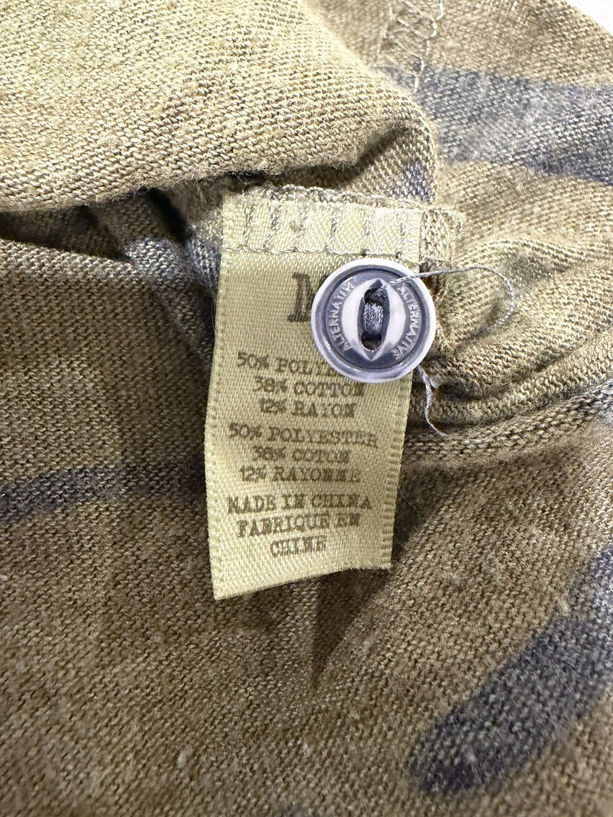 Alternative Apparel Soft as butter 3/4 sleeve camo henley Size US M / EU 48-50 / 2 - 4 Thumbnail