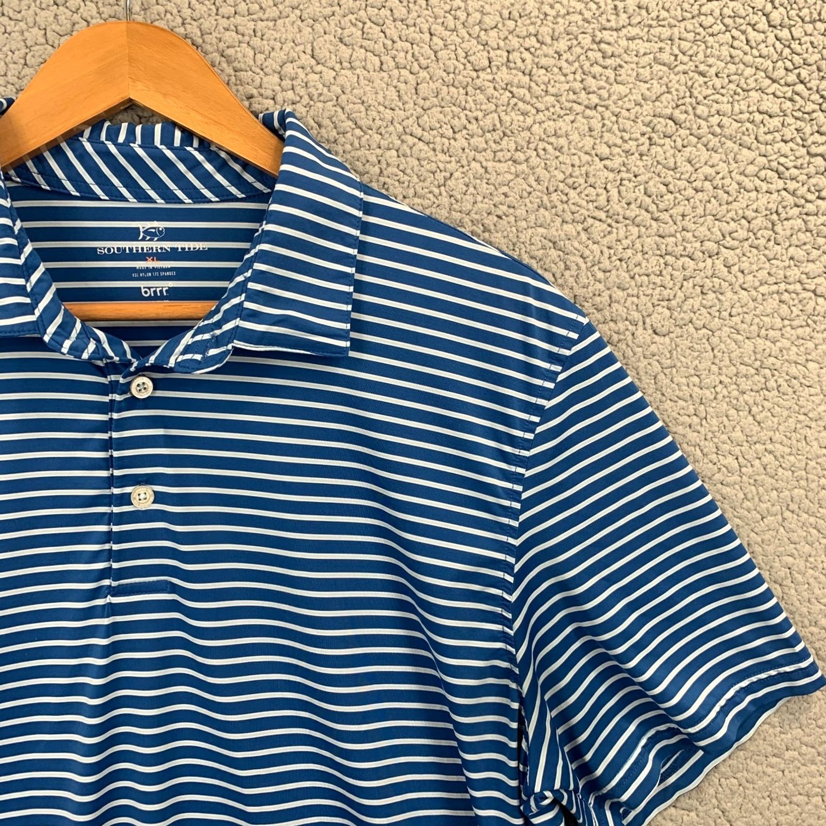 Southern Tide VINTAGE? No. Size US XL / EU 56 / 4 - 2 Thumbnail