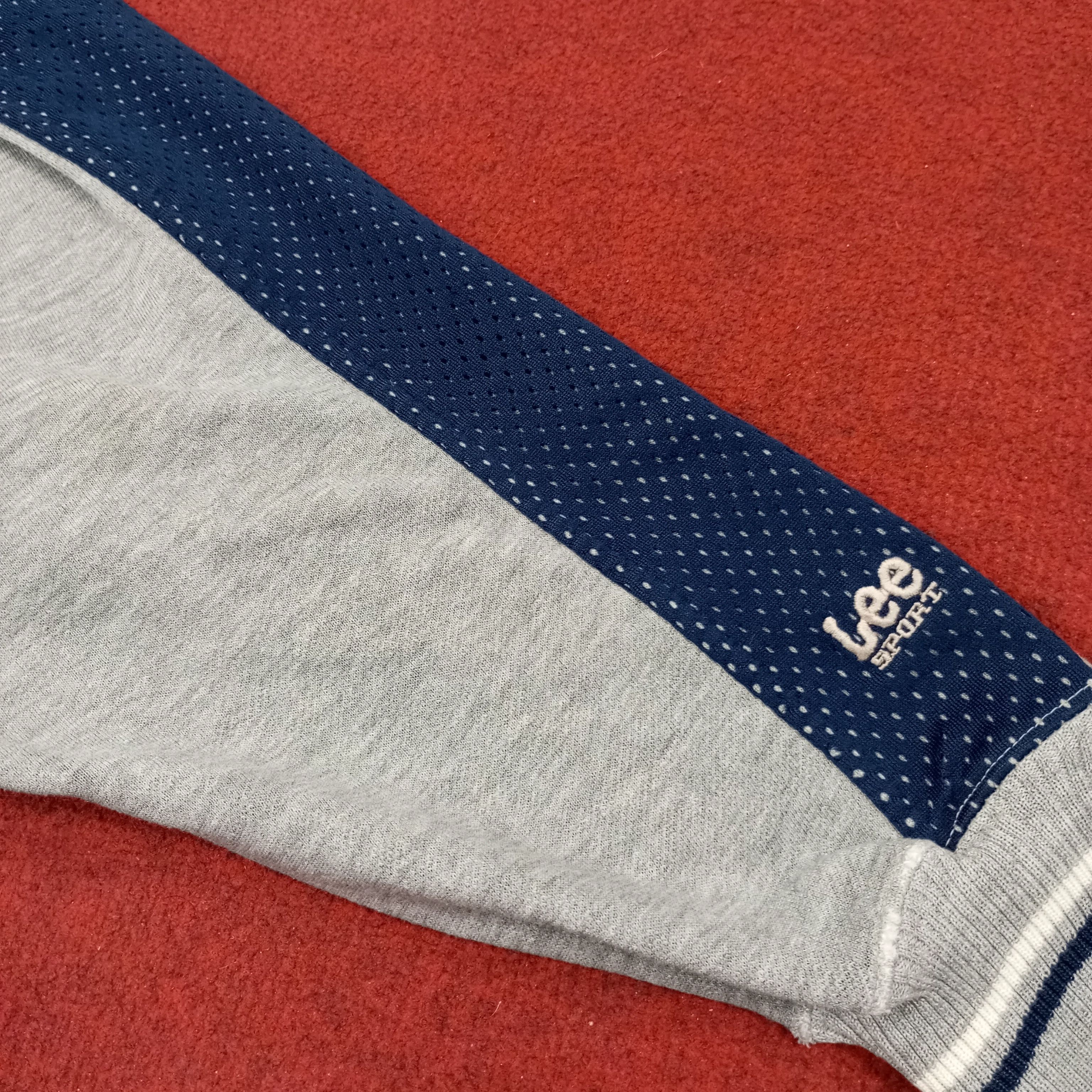 New York Yankees New York Yankees Baseball Team Lee Sweatshirt c255n16 Size US XXL / EU 58 / 5 - 9 Thumbnail