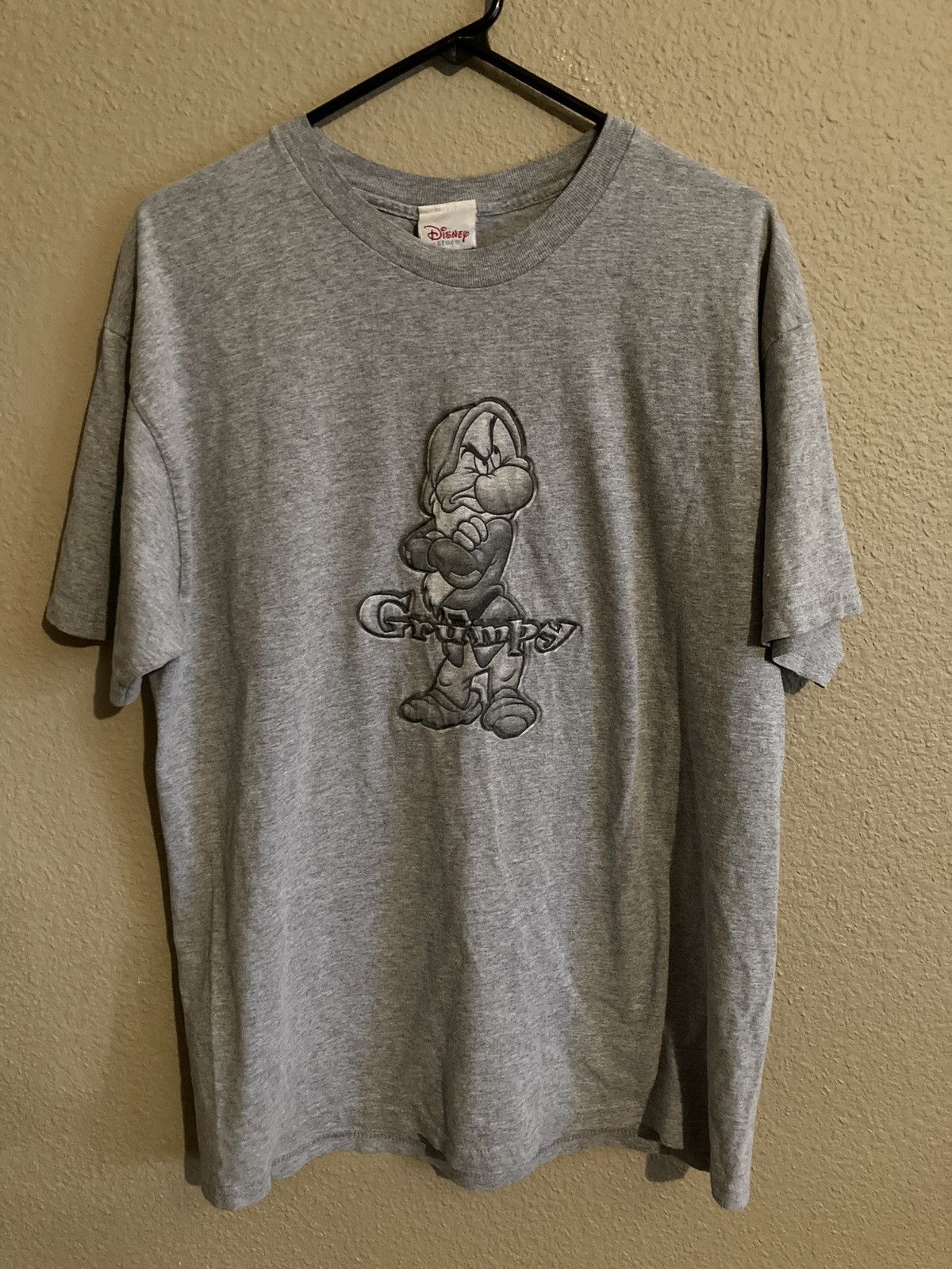 Disney Vintage Walt Disney Grumpy Embroidered T- Shirt Size US XL / EU 56 / 4 - 5 Thumbnail