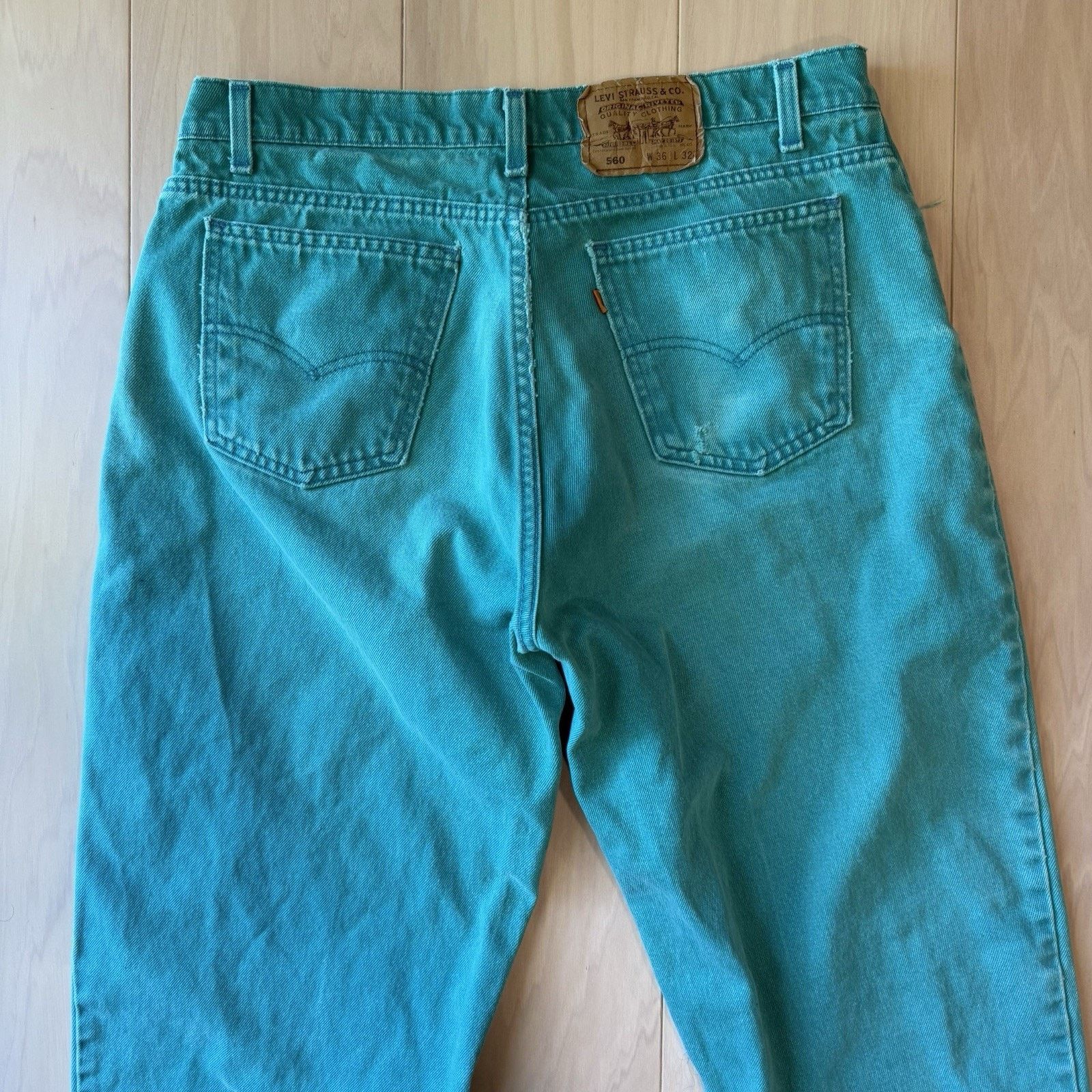 Levi's Vintage Levis 560 Jeans 35 Teal Made In USA 80s Relaxed Size US 35 - 8 Thumbnail