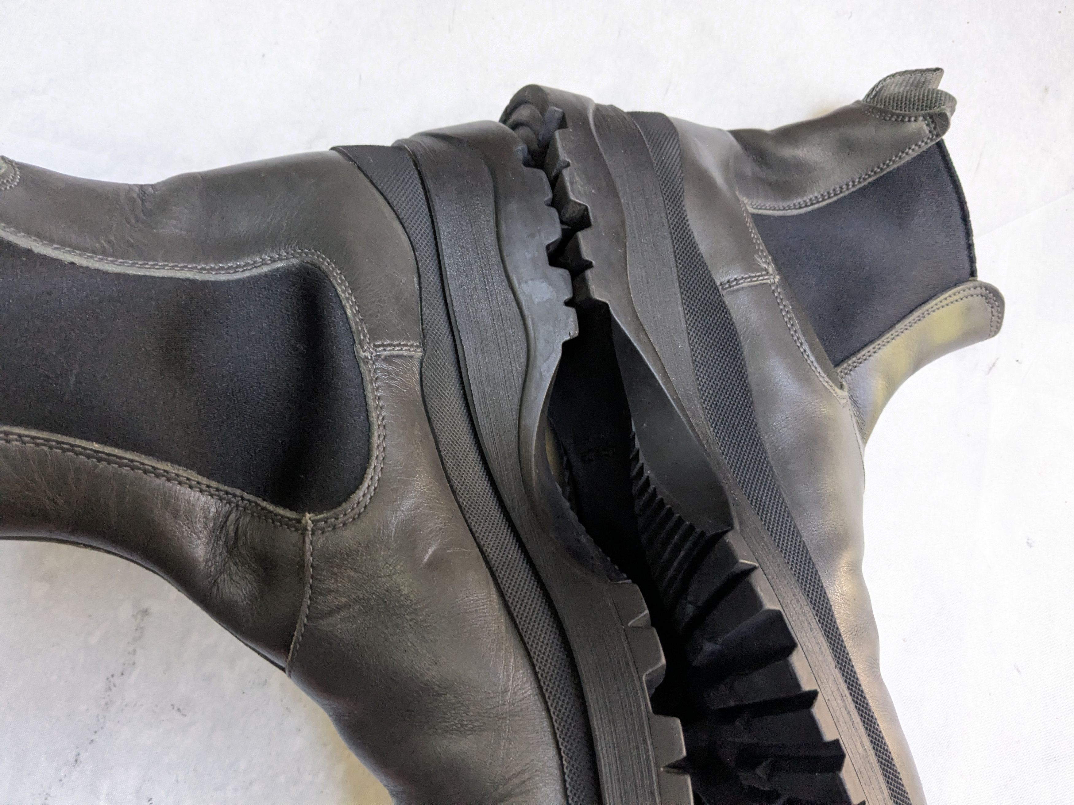 Prada Prada Chelsea Boots Gray Leather 10.5 Black Rubber Y2K Size US 10.5 / EU 43-44 - 9 Thumbnail