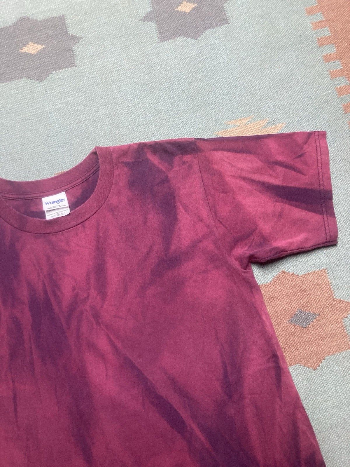 Vintage 90s blank t shirt wrangler sun faded purple cotton large Size US L / EU 52-54 / 3 - 3 Thumbnail